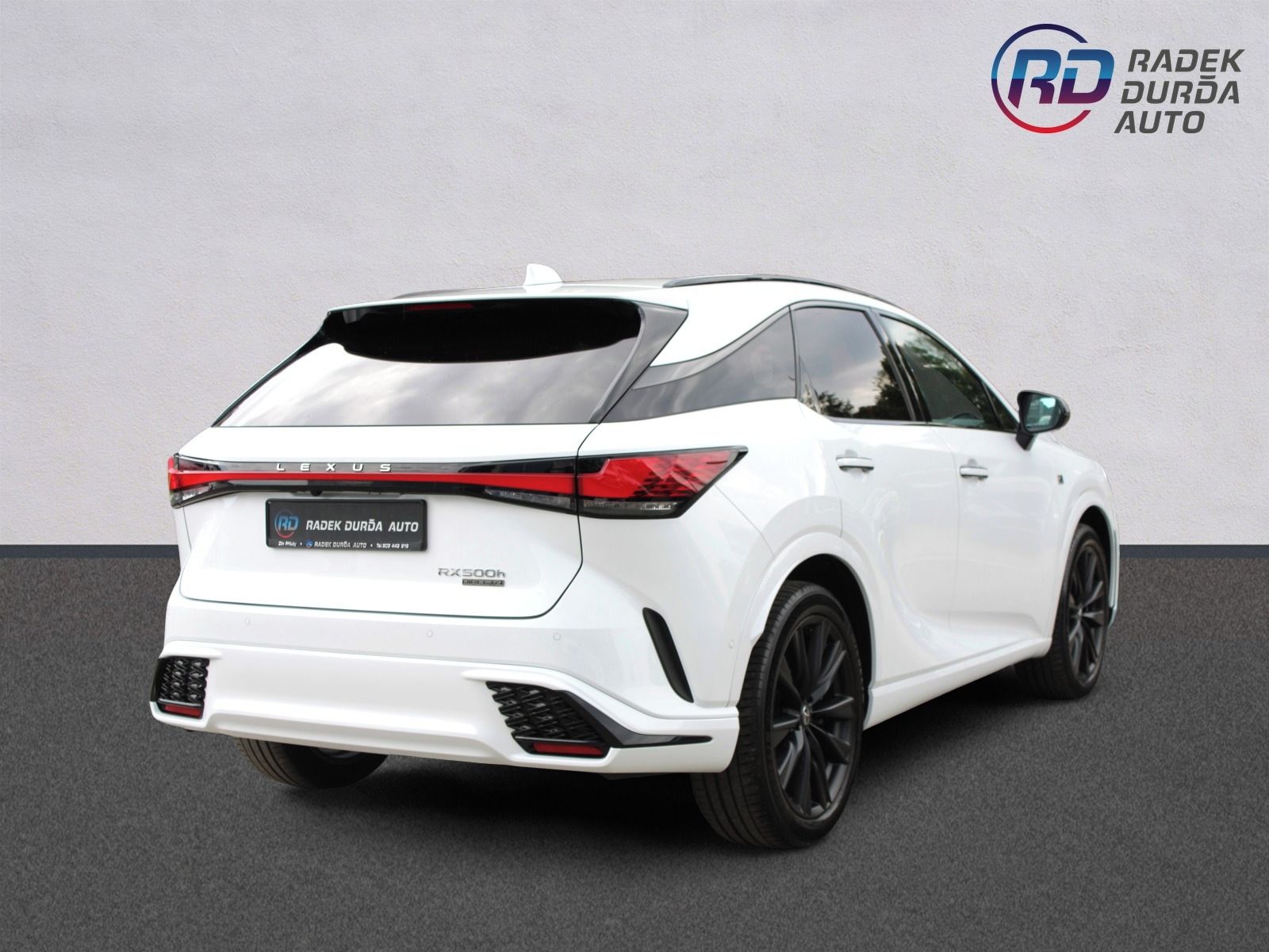 Lexus RX 500h, 1.MAJ,A/T,4x4,FSPORT+ - fotka 5