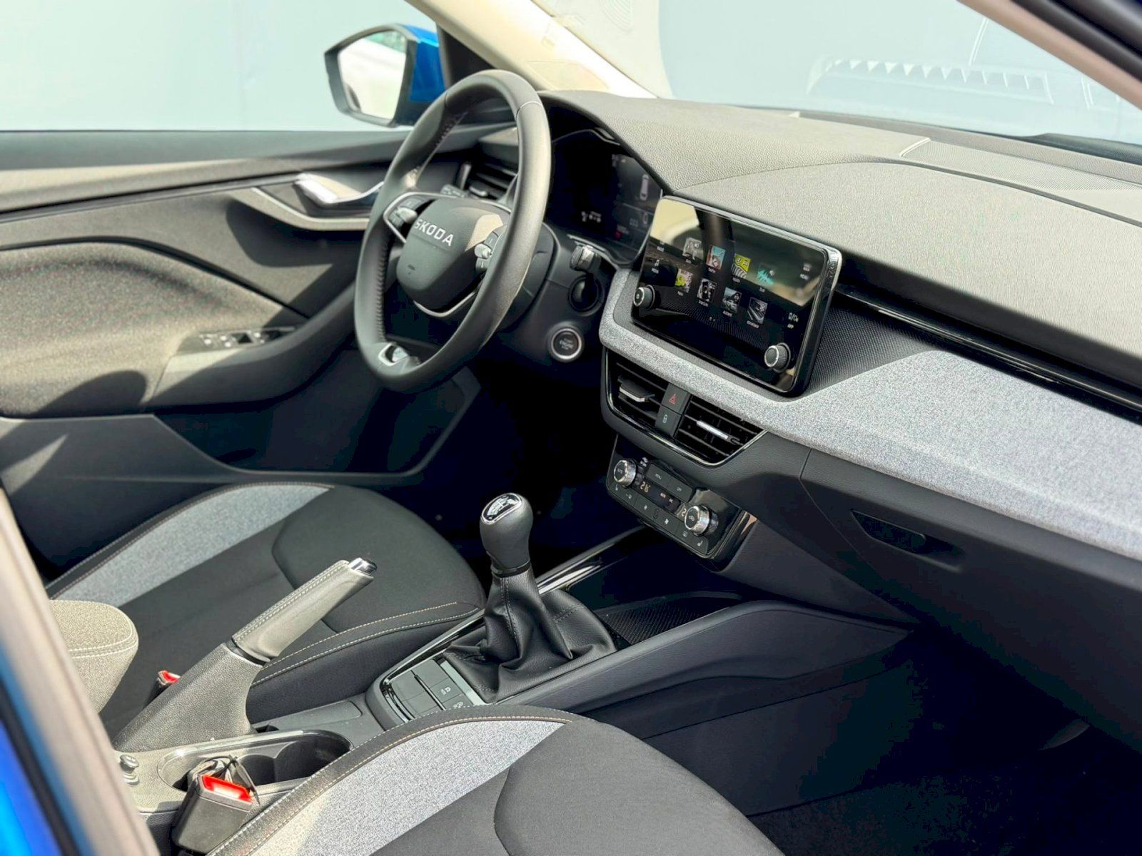 Škoda Kamiq, Selection 1,0 TSI 85 kW 6° MP - fotka 6