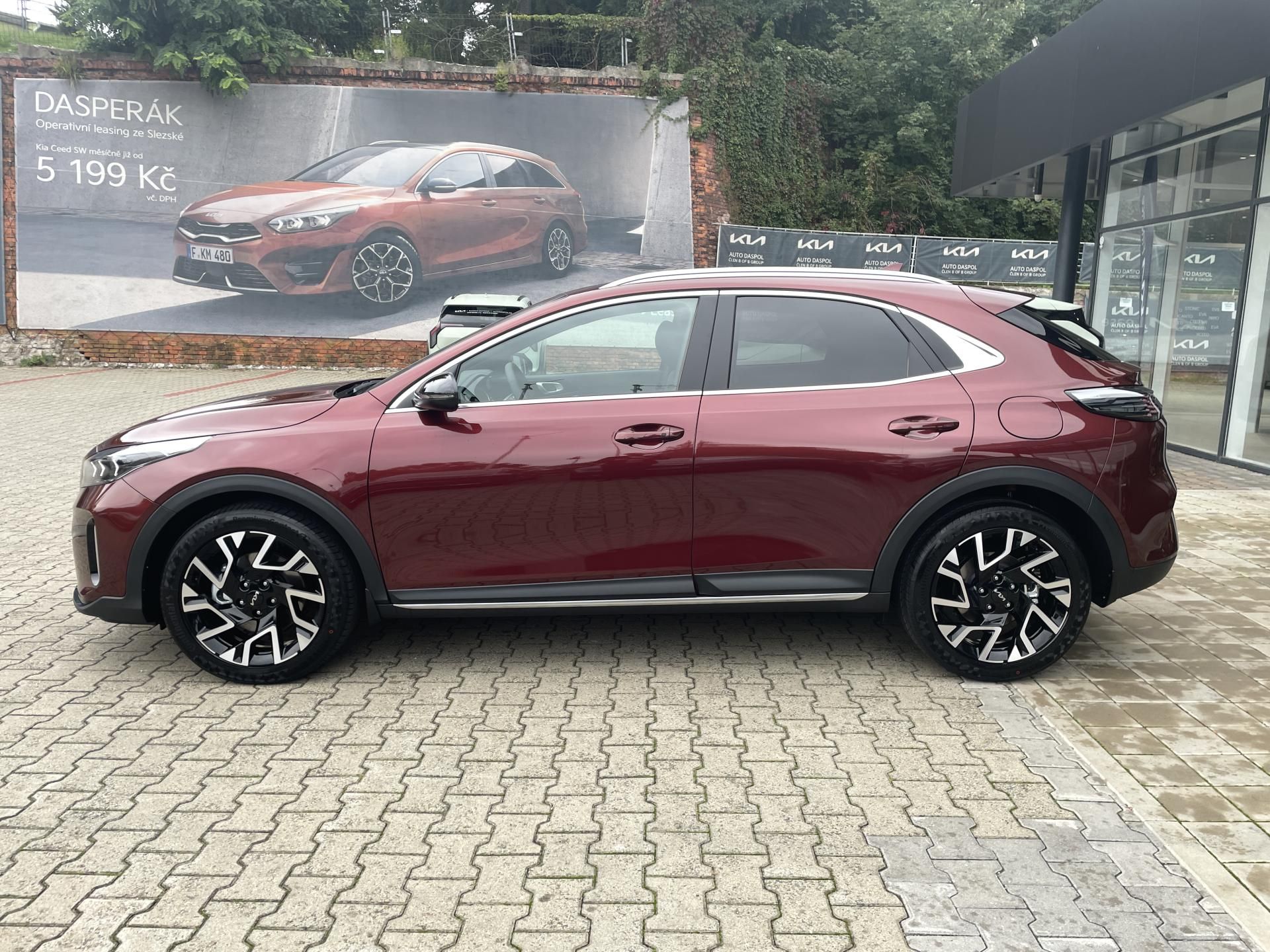 Kia XCee´d, 1,6 T-gdi SteelEdition 7DCT - fotka 6