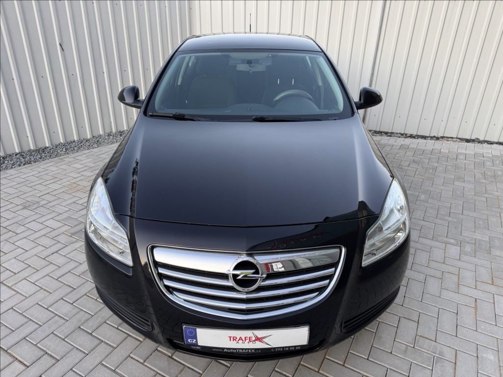 Opel Insignia, 1,6 i 85kW tažné KLIMA ALU - fotka 6