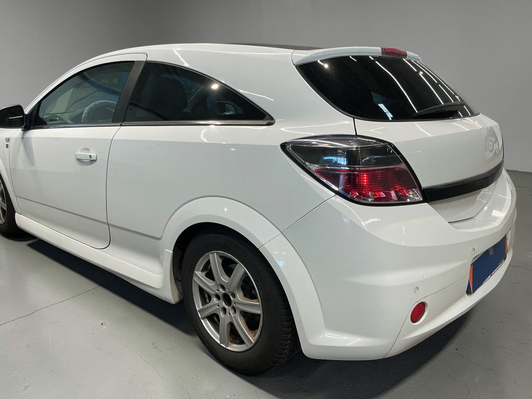 Opel Astra, GTC 1.8*Klima*Na splátky - fotka 3