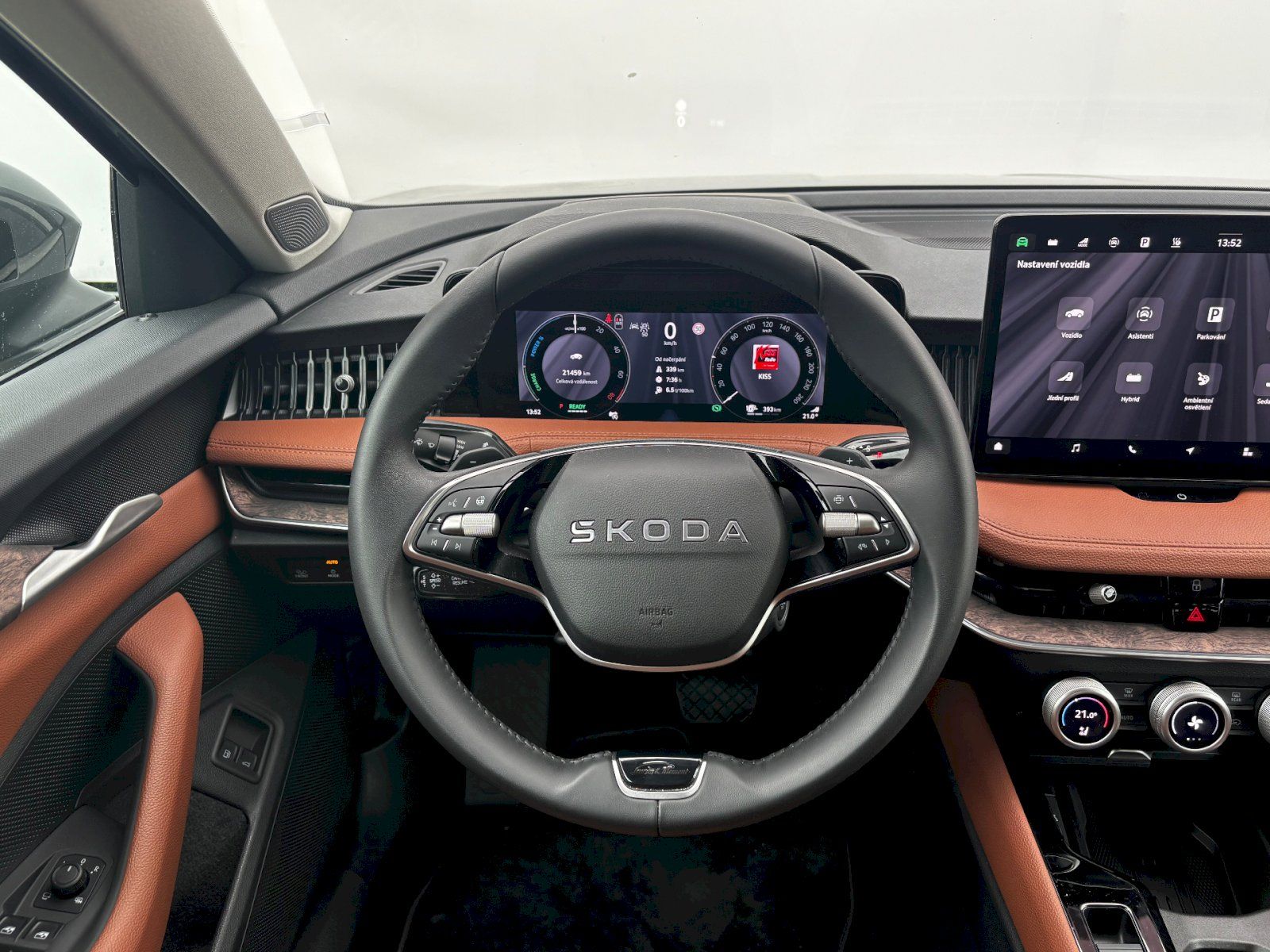 Škoda Superb, Laurin & Klement 1.5 TSI iV / - fotka 5