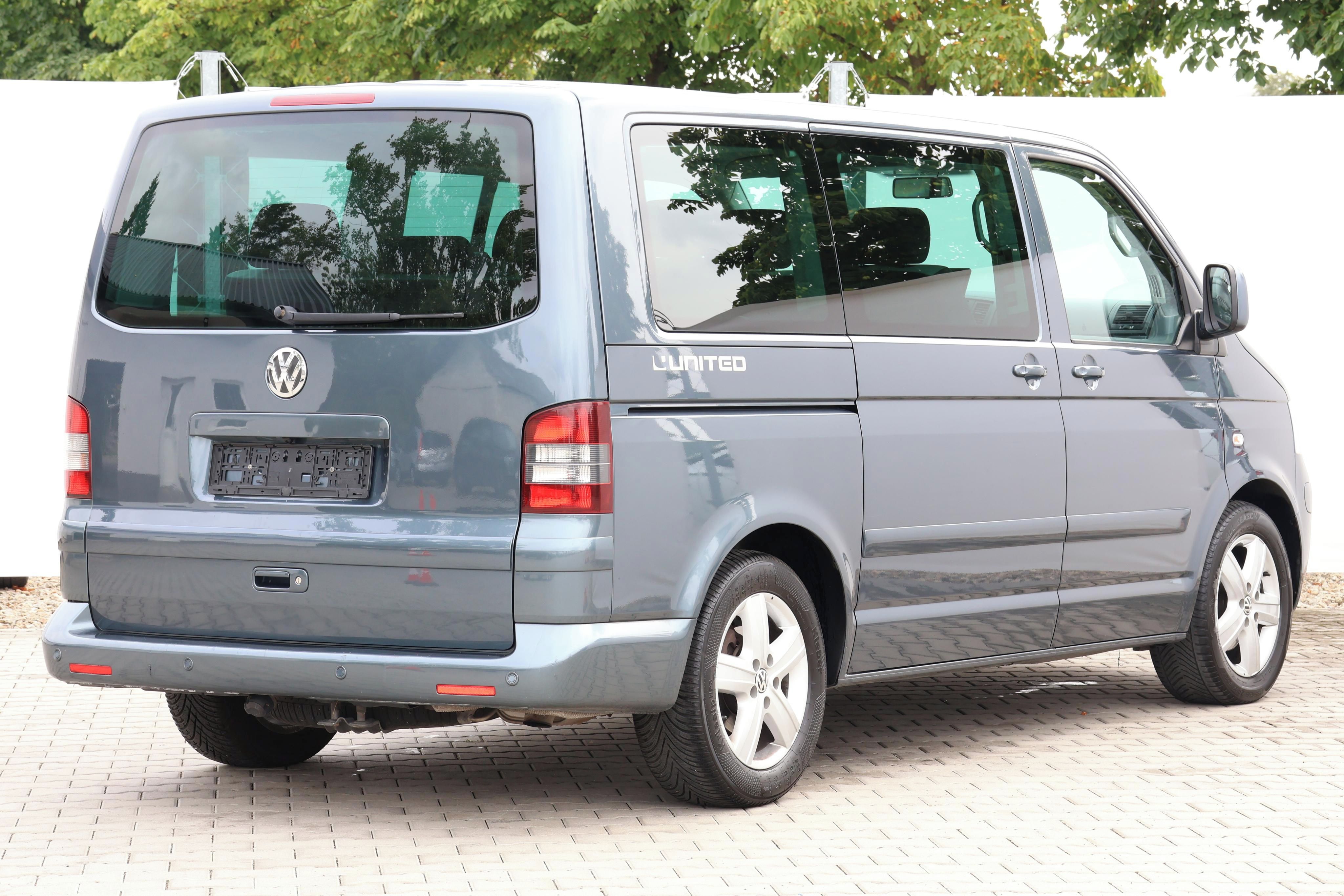 Volkswagen Multivan, 2.5TDI*96kW*UNITED*WEBASTO*TOP - fotka 6