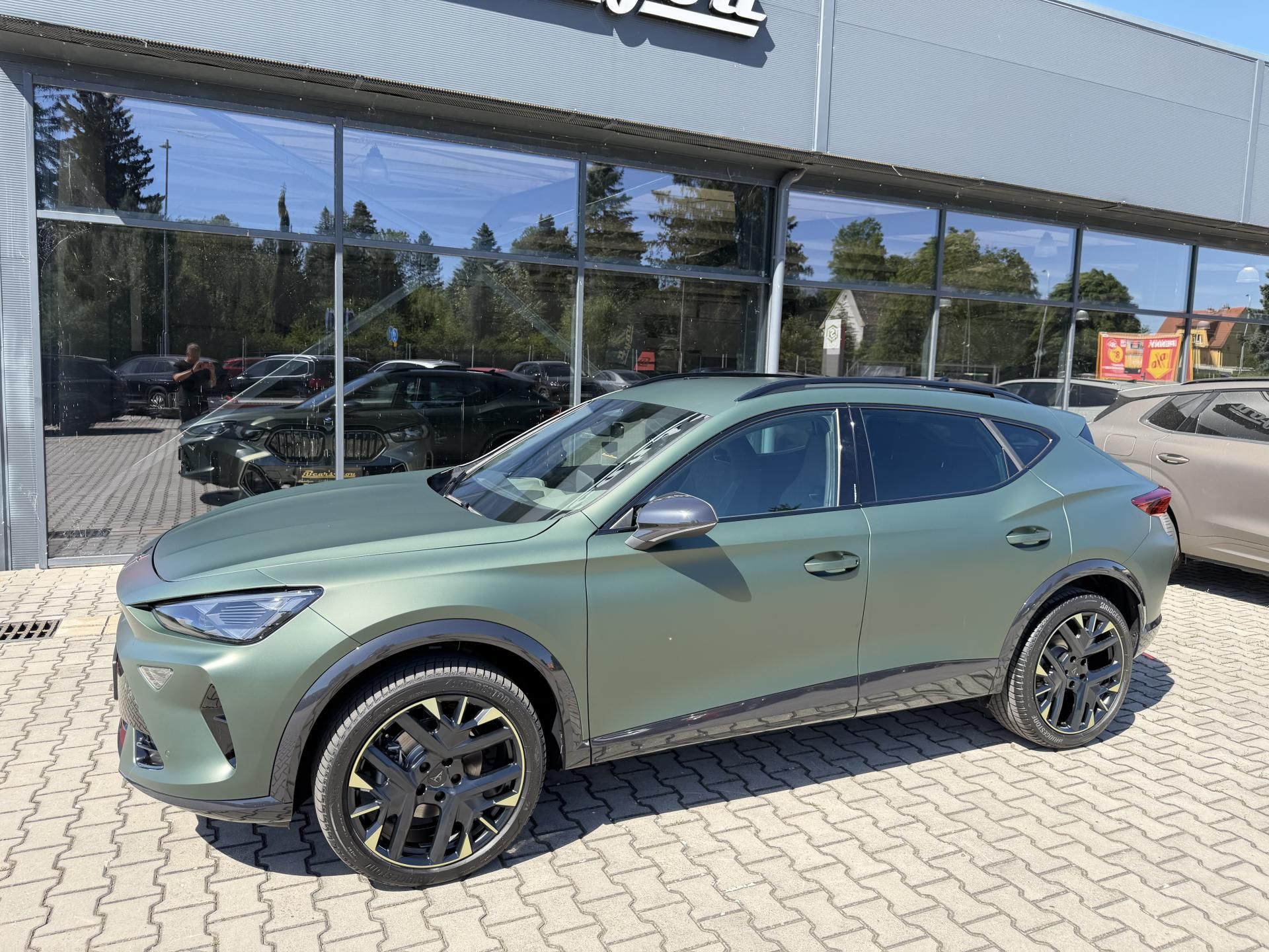 Cupra Formentor, 2.0TDI TRIBE 150k DSG ZÁRUKA 5 - fotka 4