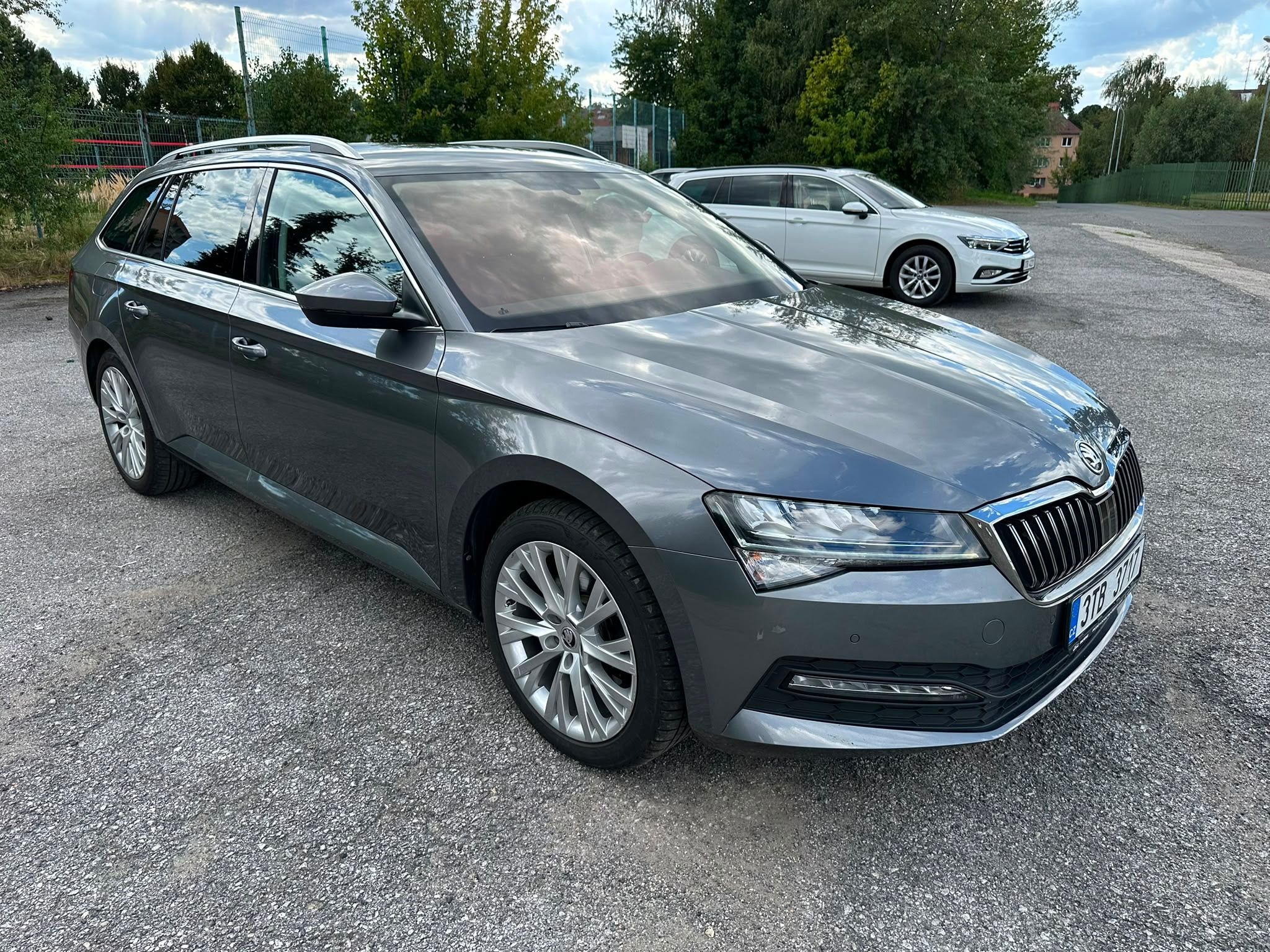 Škoda Superb, Škoda Superb kombi 1.5 TSI DSG - fotka 5
