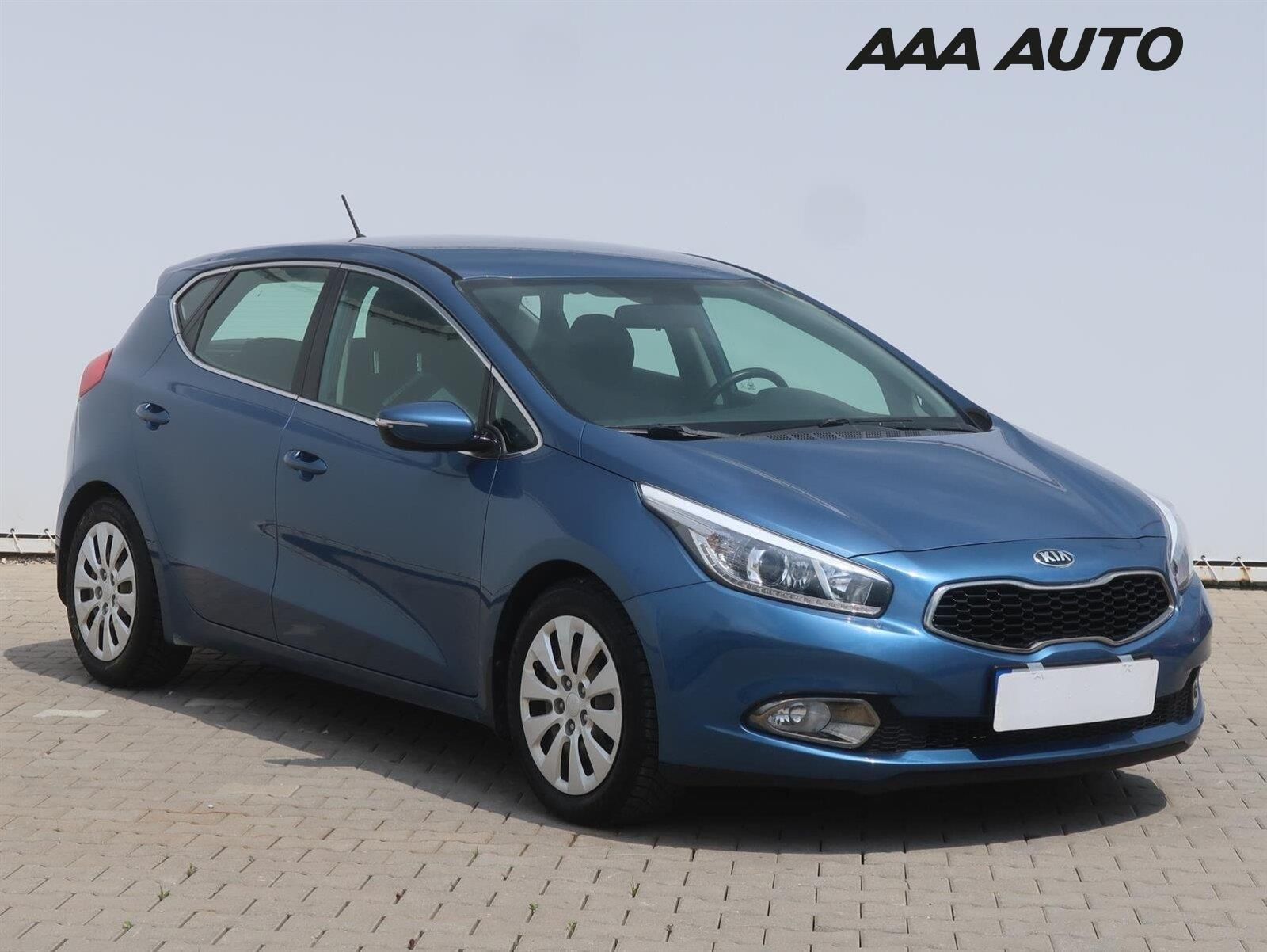 Kia Cee´d, 1.6 GDI, Silver, Serv.kniha
