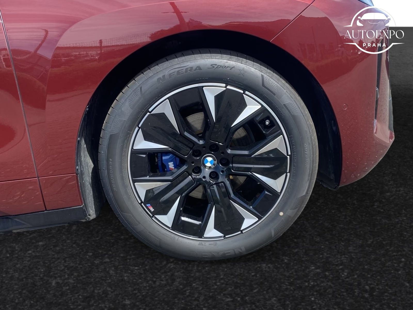 BMW iX, xDrive45* - fotka 4