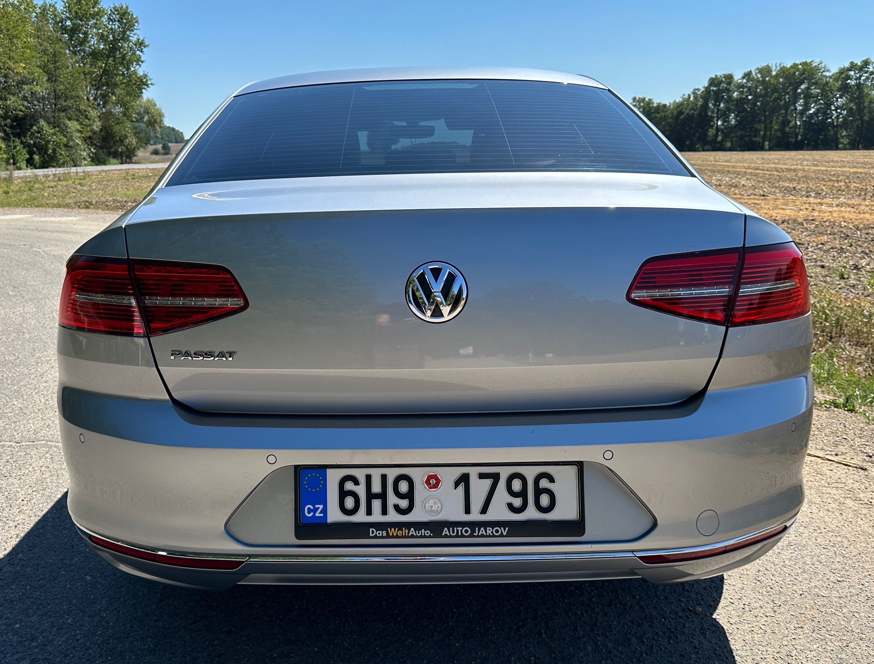 Volkswagen Passat, 2.0TDI Alcantara ROZVODY - fotka 4