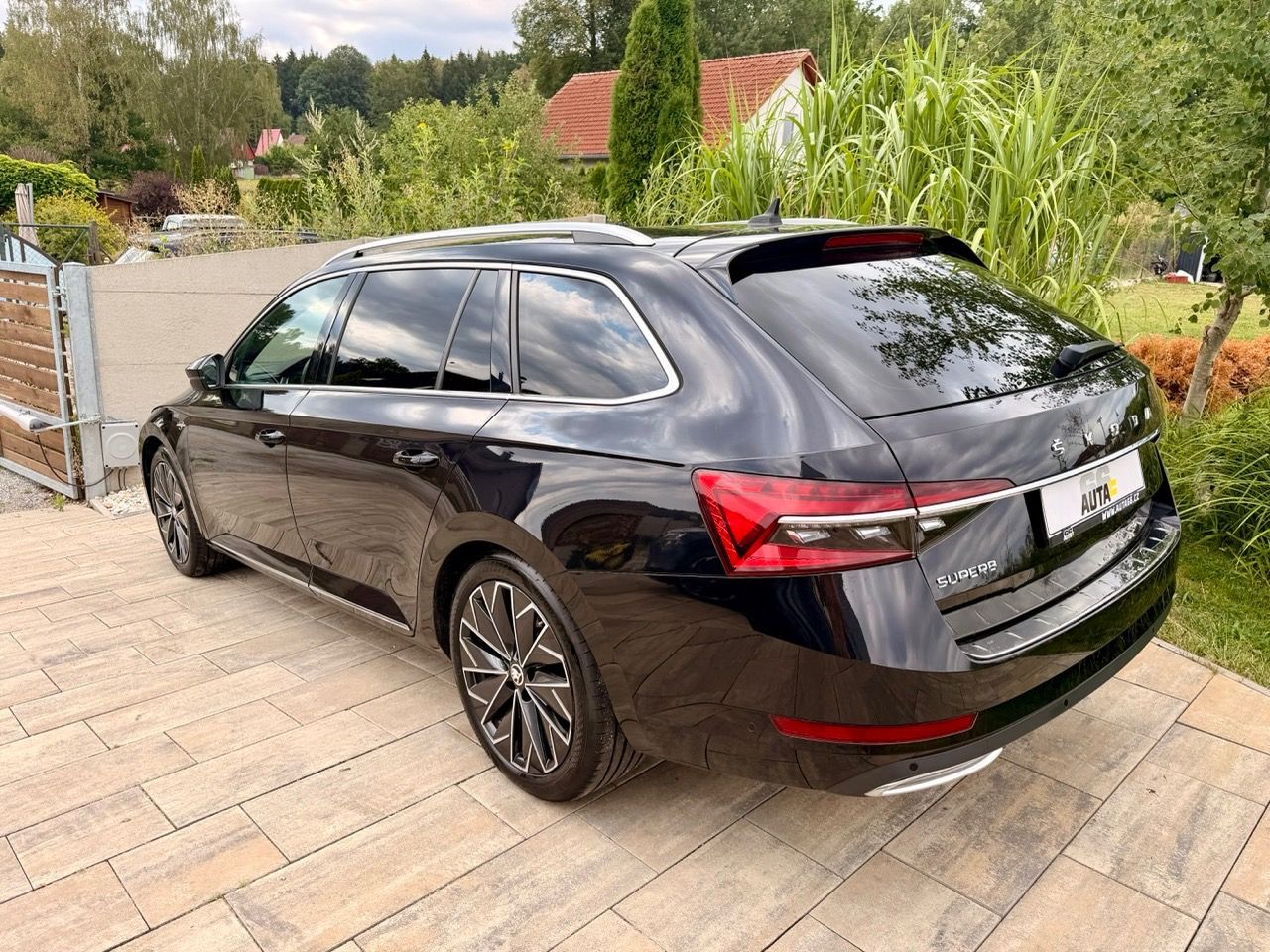 Škoda Superb, L&K Masáž|360|Ventilace|ČR|DPH - fotka 3