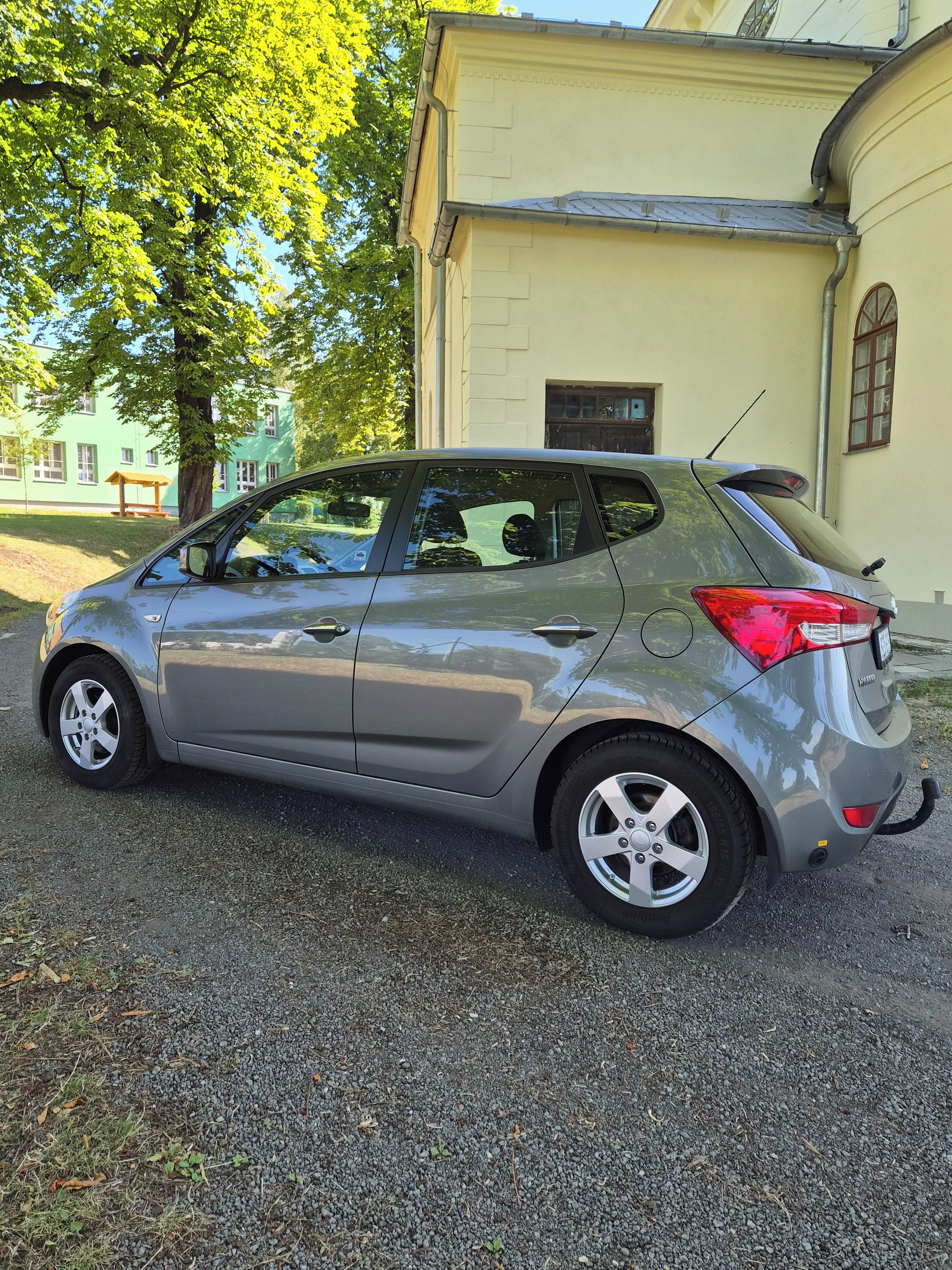 Hyundai ix20, Hyundai ix20 1.6 benzín - fotka 4