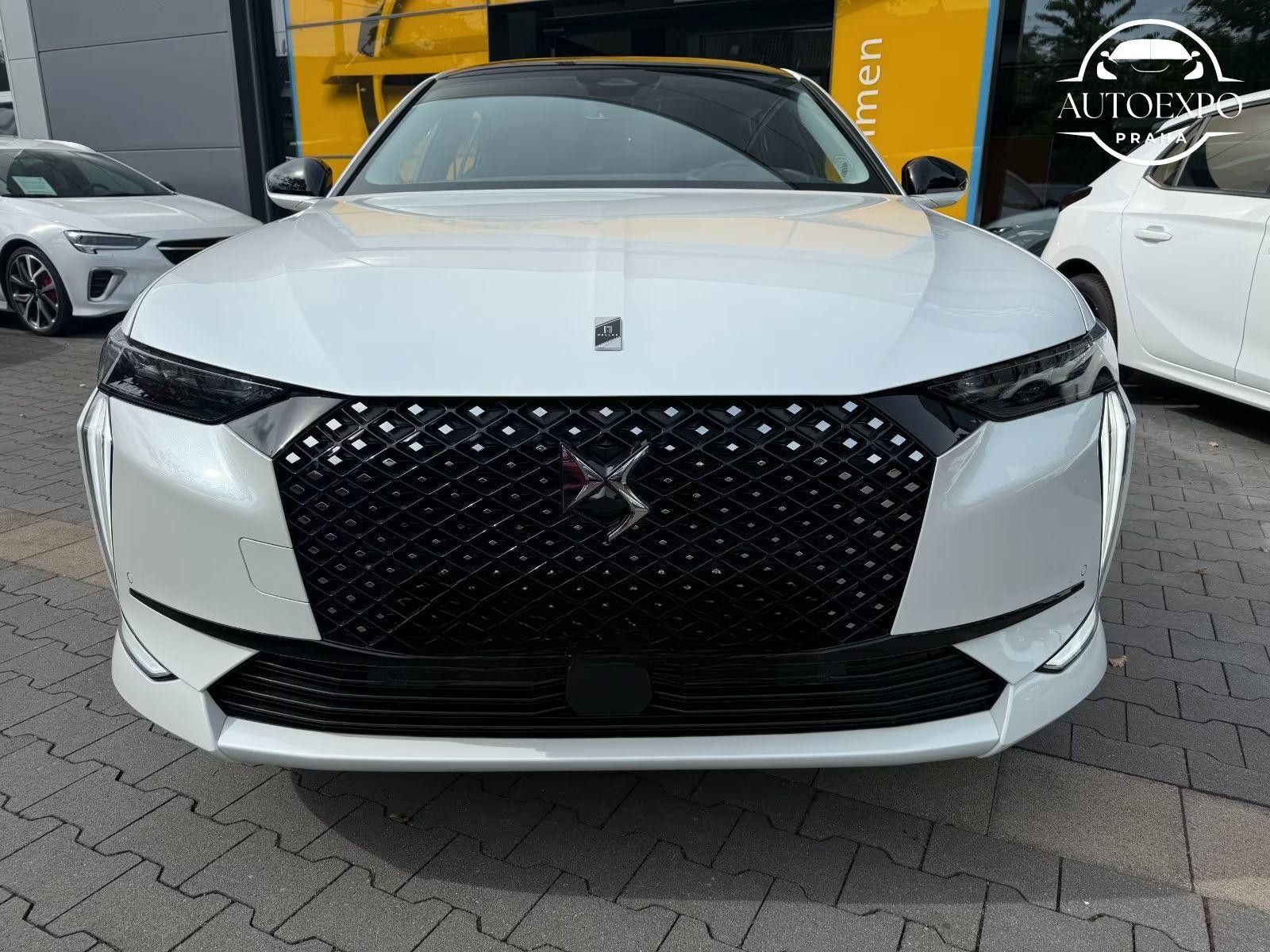 DS 4, E-Tense Pallas PHEV - fotka 2