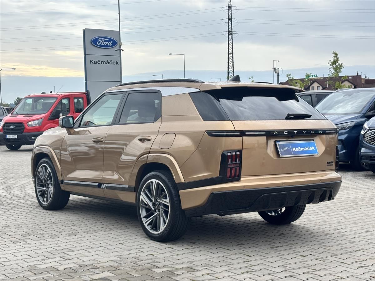 KGM Actyon, 1,5 GDI Premium Hybrid 2WD - fotka 3