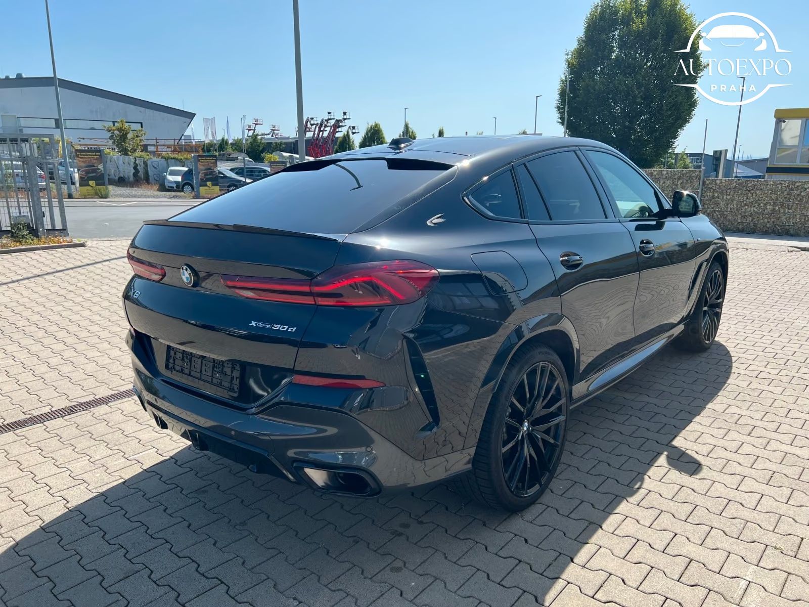 BMW X6, 30 d xDr. M Sport PRO - fotka 6