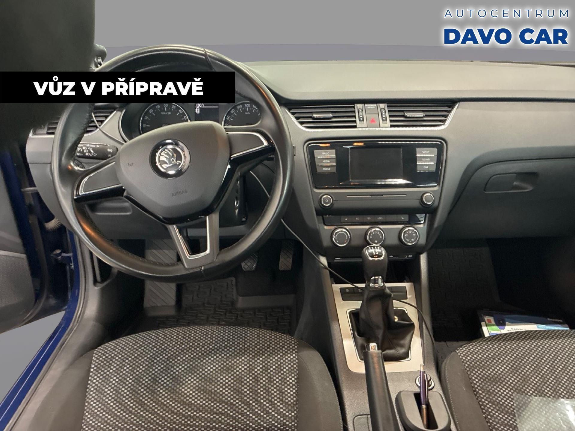 Škoda Octavia, 1,6 TDI 81kW CZ Ambition Tažné - fotka 3