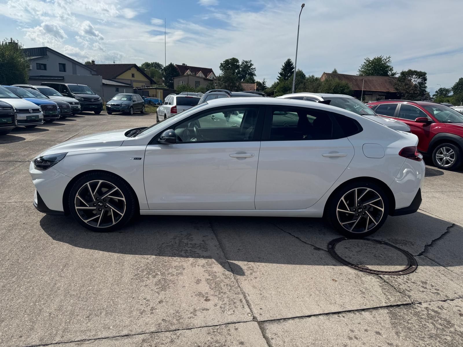 Hyundai i30, 1.5 T-GDI 118 KW N-Line - fotka 3