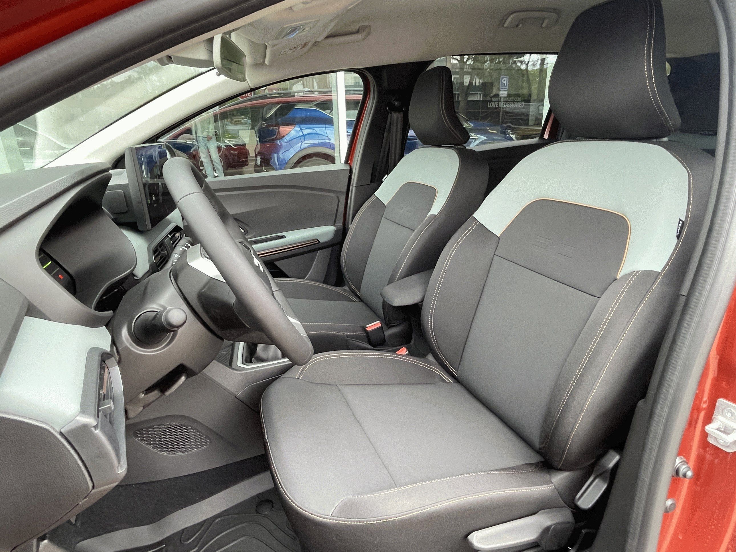 Dacia Jogger, Eco-G 120 Extreme 7 míst - fotka 5