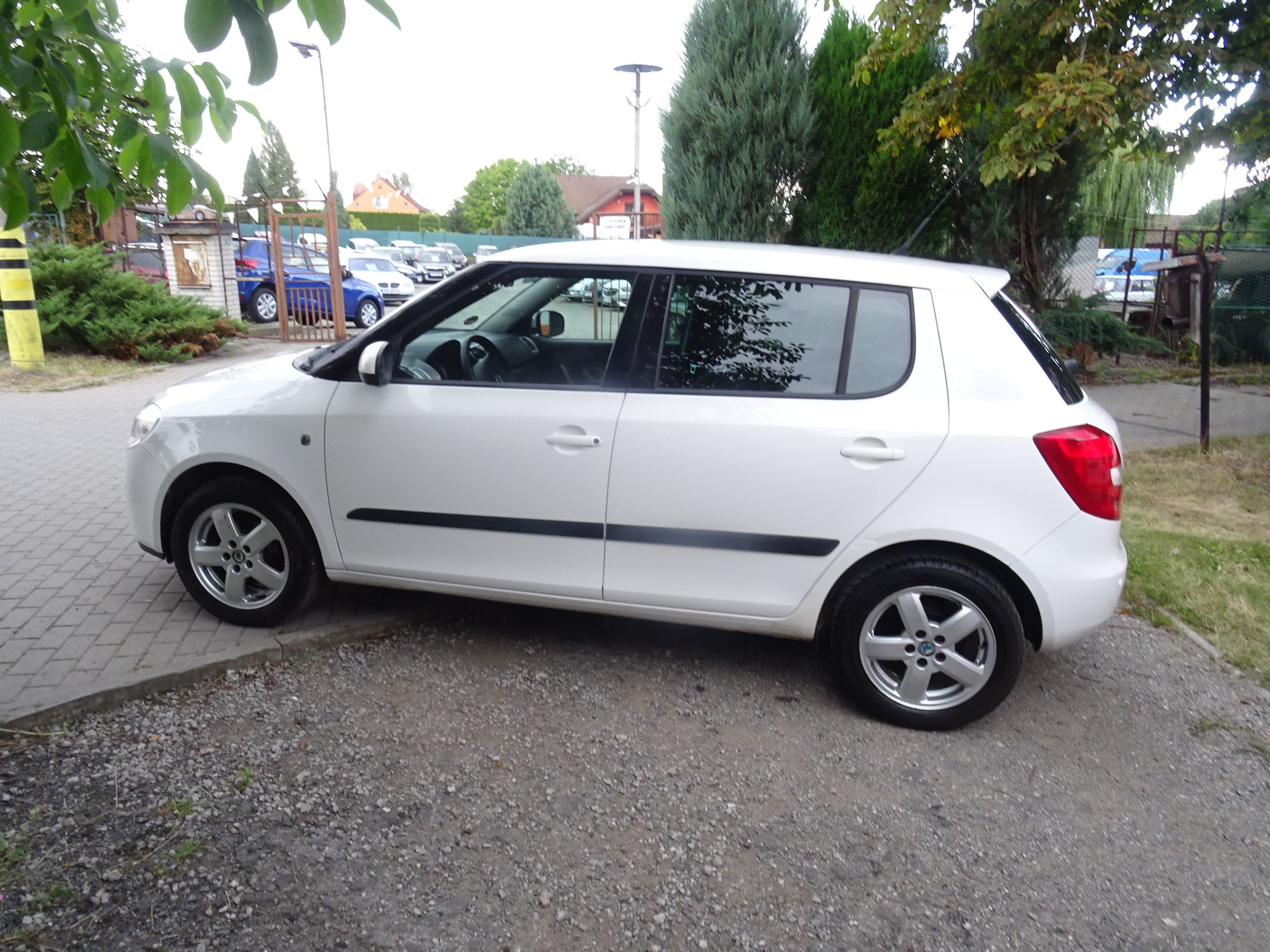 Škoda Fabia, 1.2 I PRAV. SERVIS, NOVÁ STK ! - fotka 4