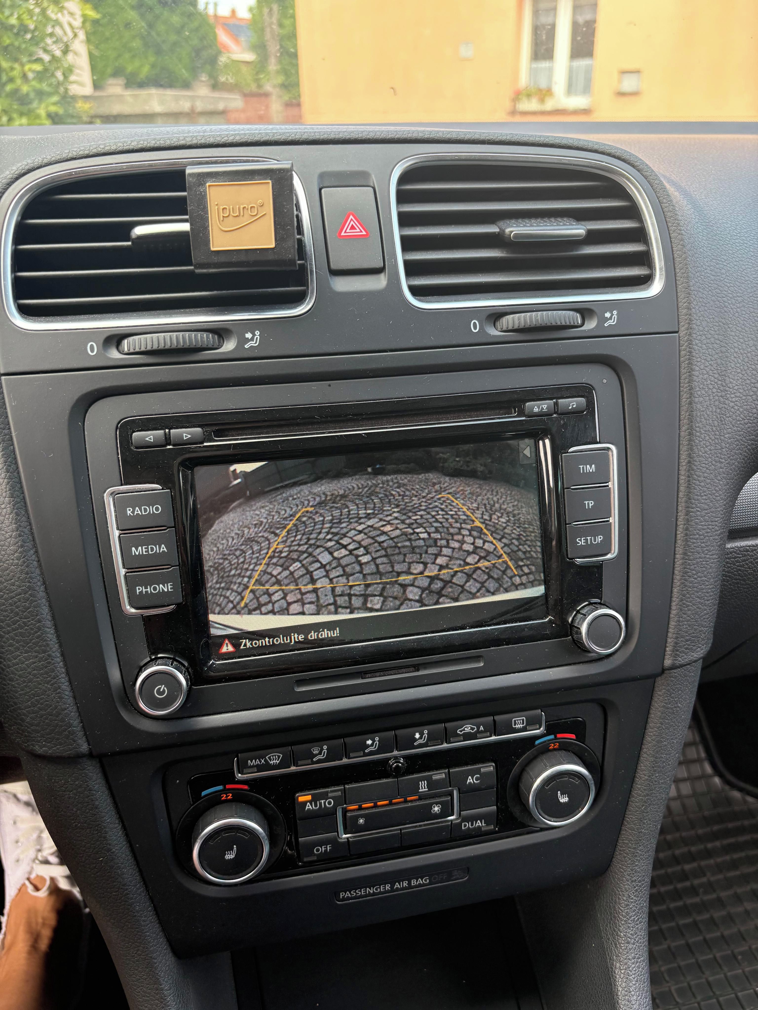 Volkswagen Golf, Volkswagen Golf 1,6 TDI - fotka 5