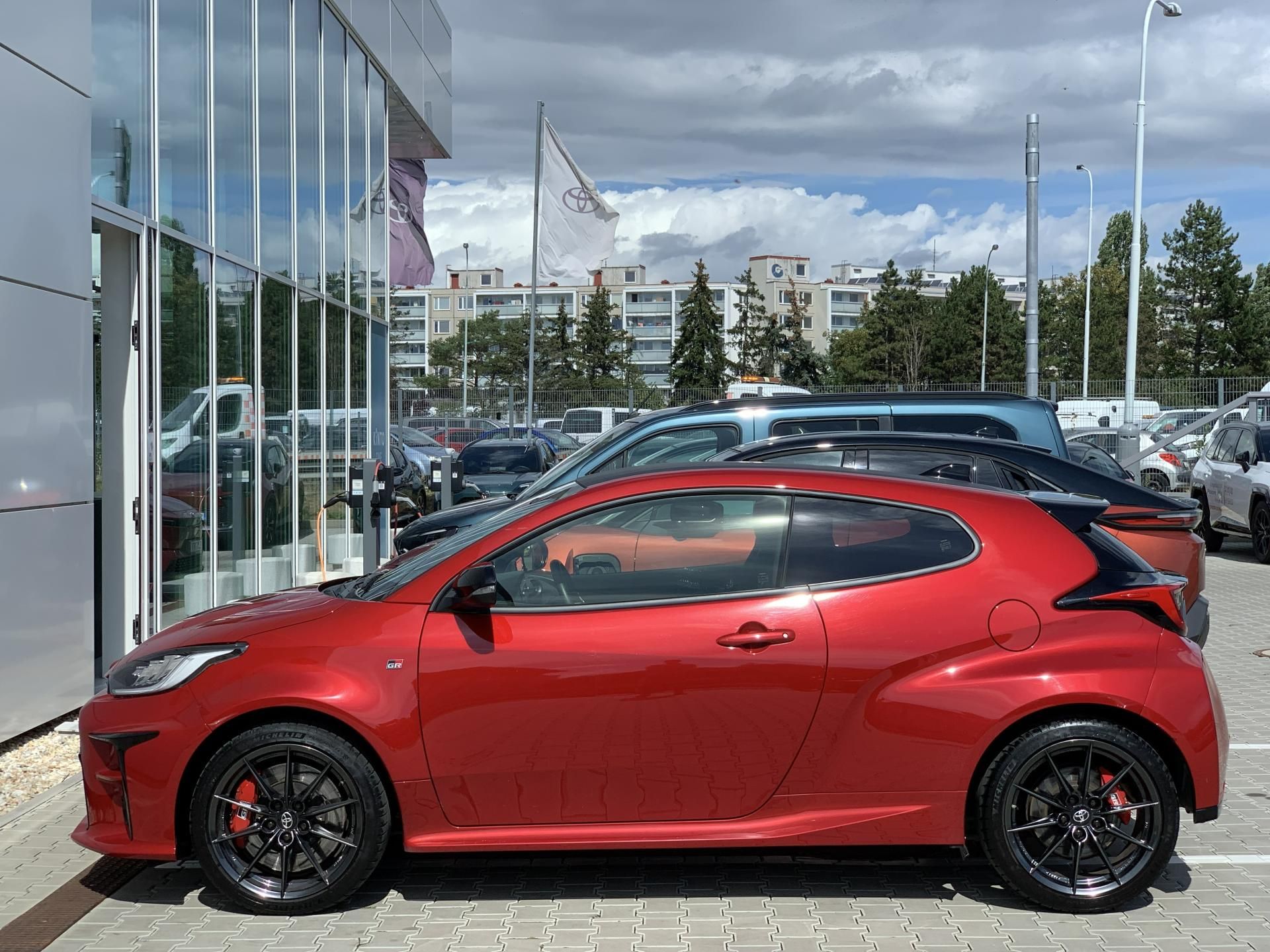 Toyota GR Yaris, GR DYNAMIC 4WD 1.6 TURBO 192kW - fotka 4