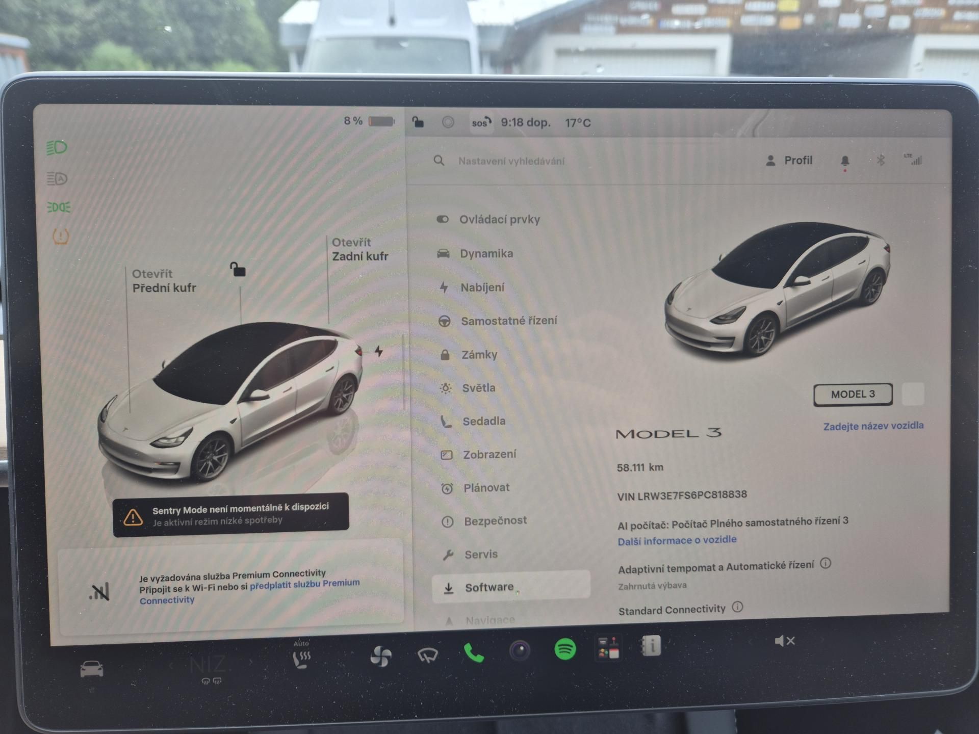 Tesla Model 3, STANDART RANGE 208w SOH 96,0% - fotka 5