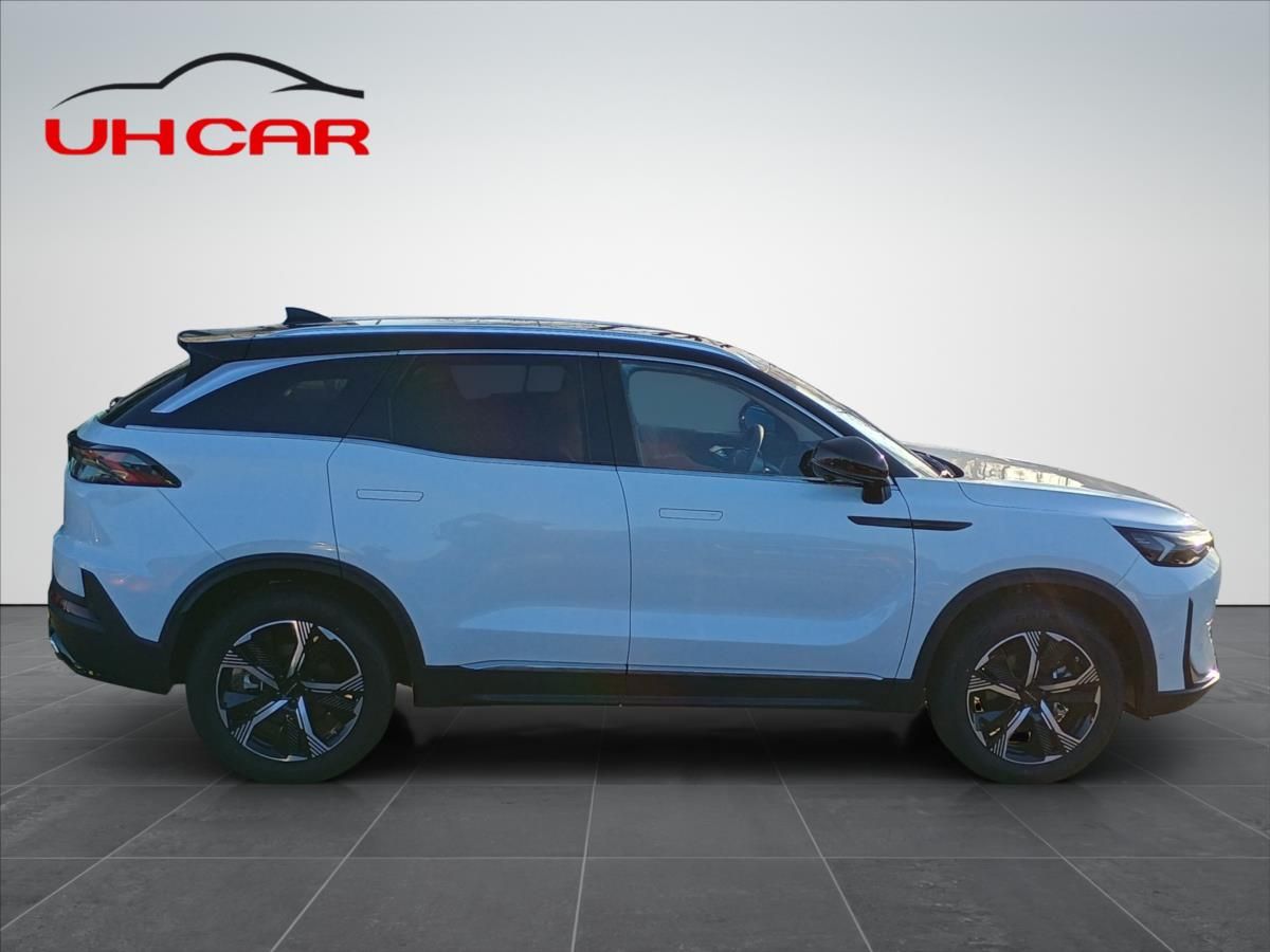 BAIC X7, 4x2  1.5T+7DCT - fotka 5