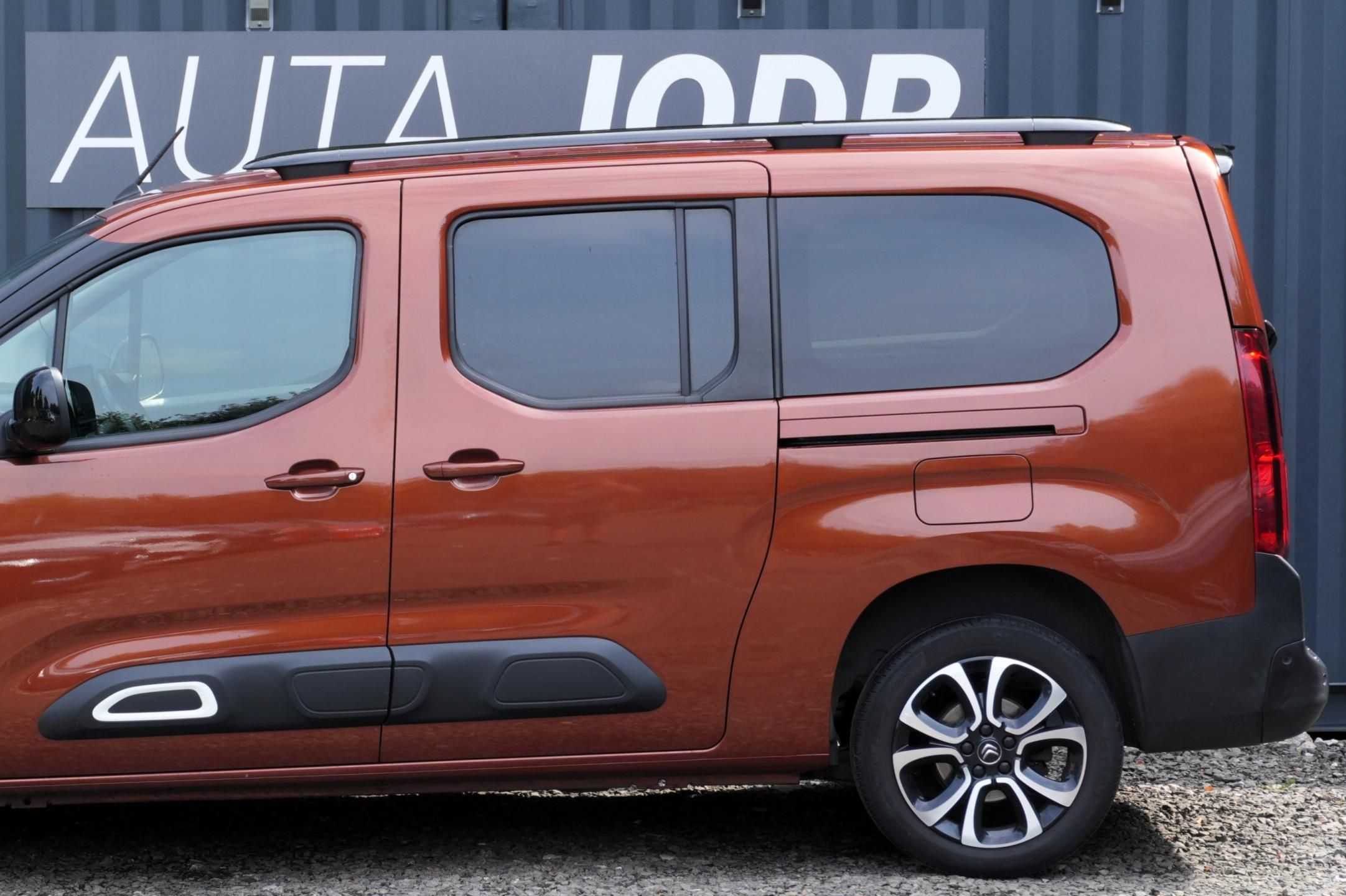 Citroën Berlingo, XL 1.5 HDi, 7 - míst, ČR, HUD - fotka 3