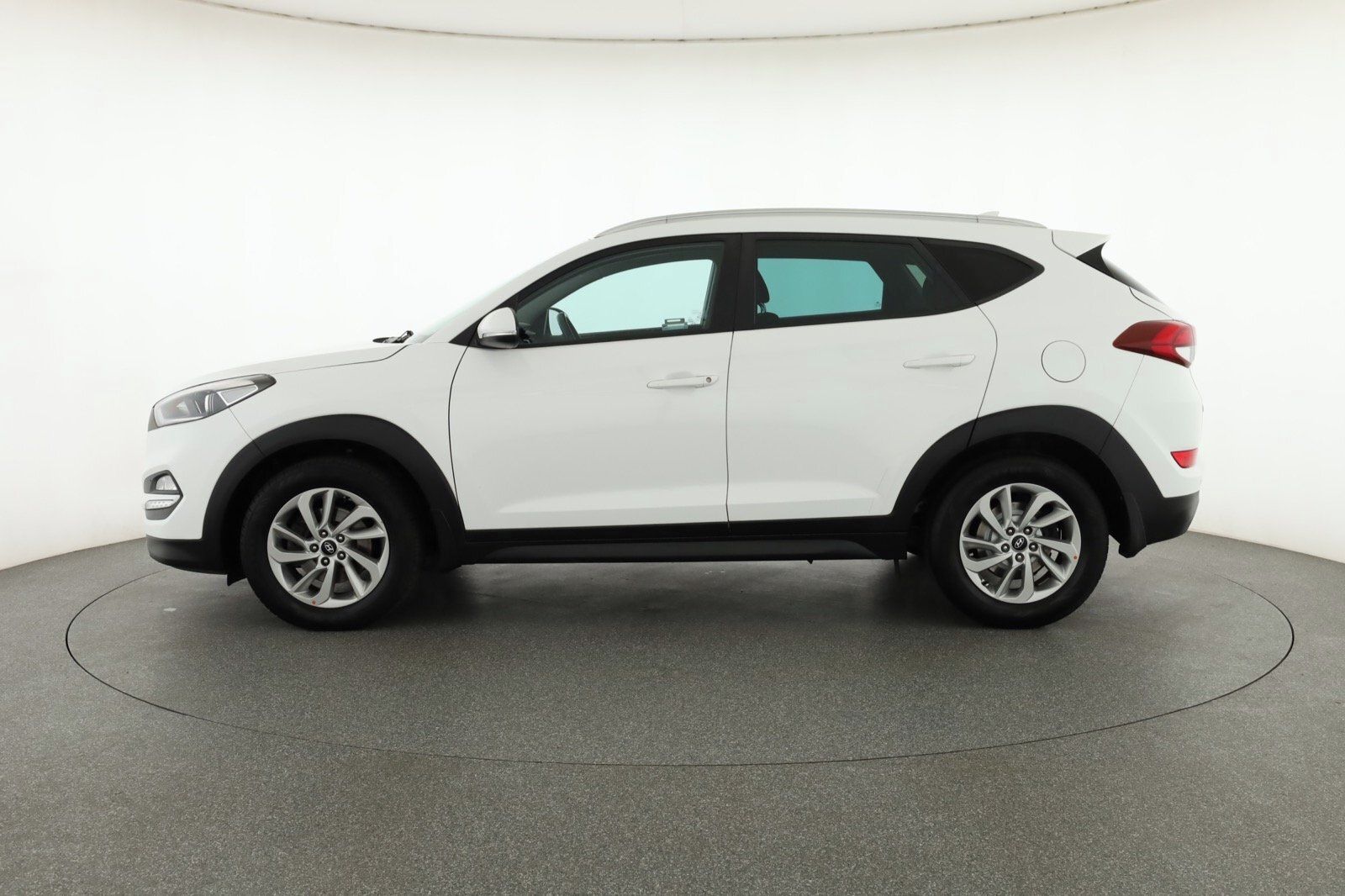 Hyundai Tucson, 1.7 CRDi, Automat, Serv.kniha - fotka 3