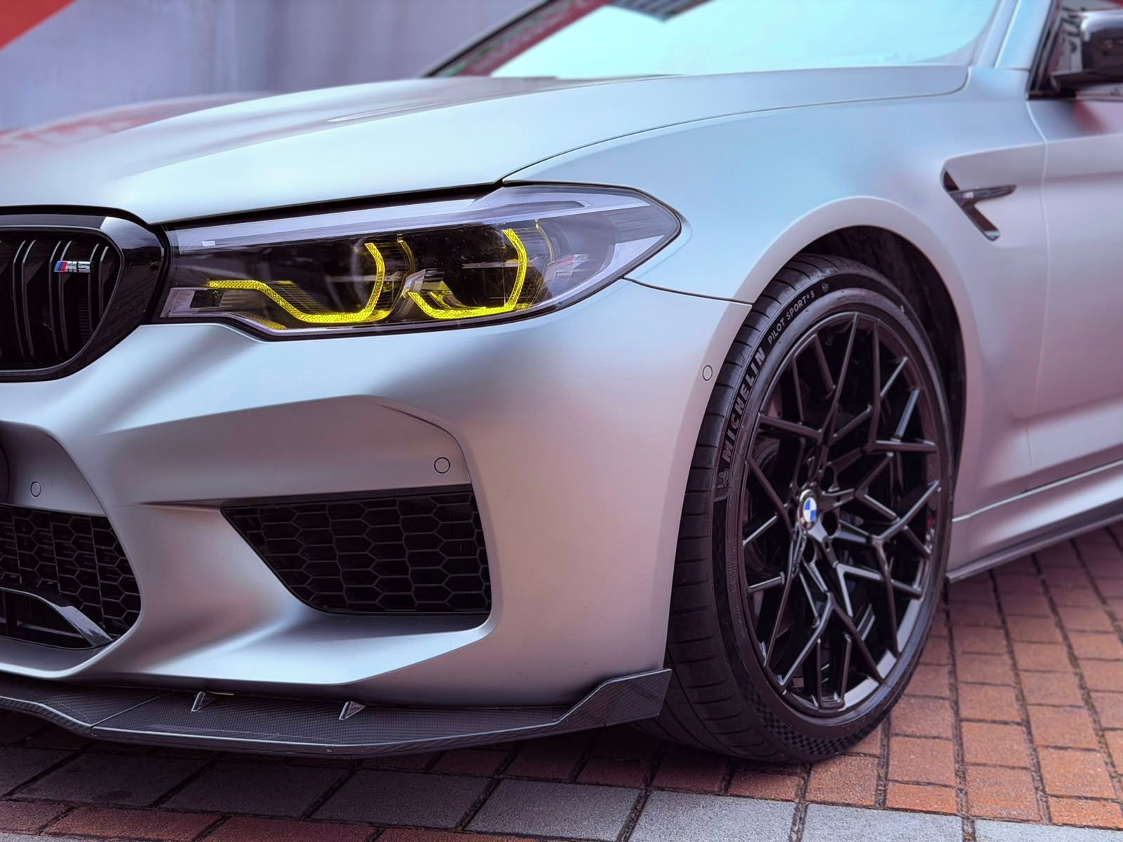 BMW M5, xDrive, H&K, ČR, Carbon - fotka 3