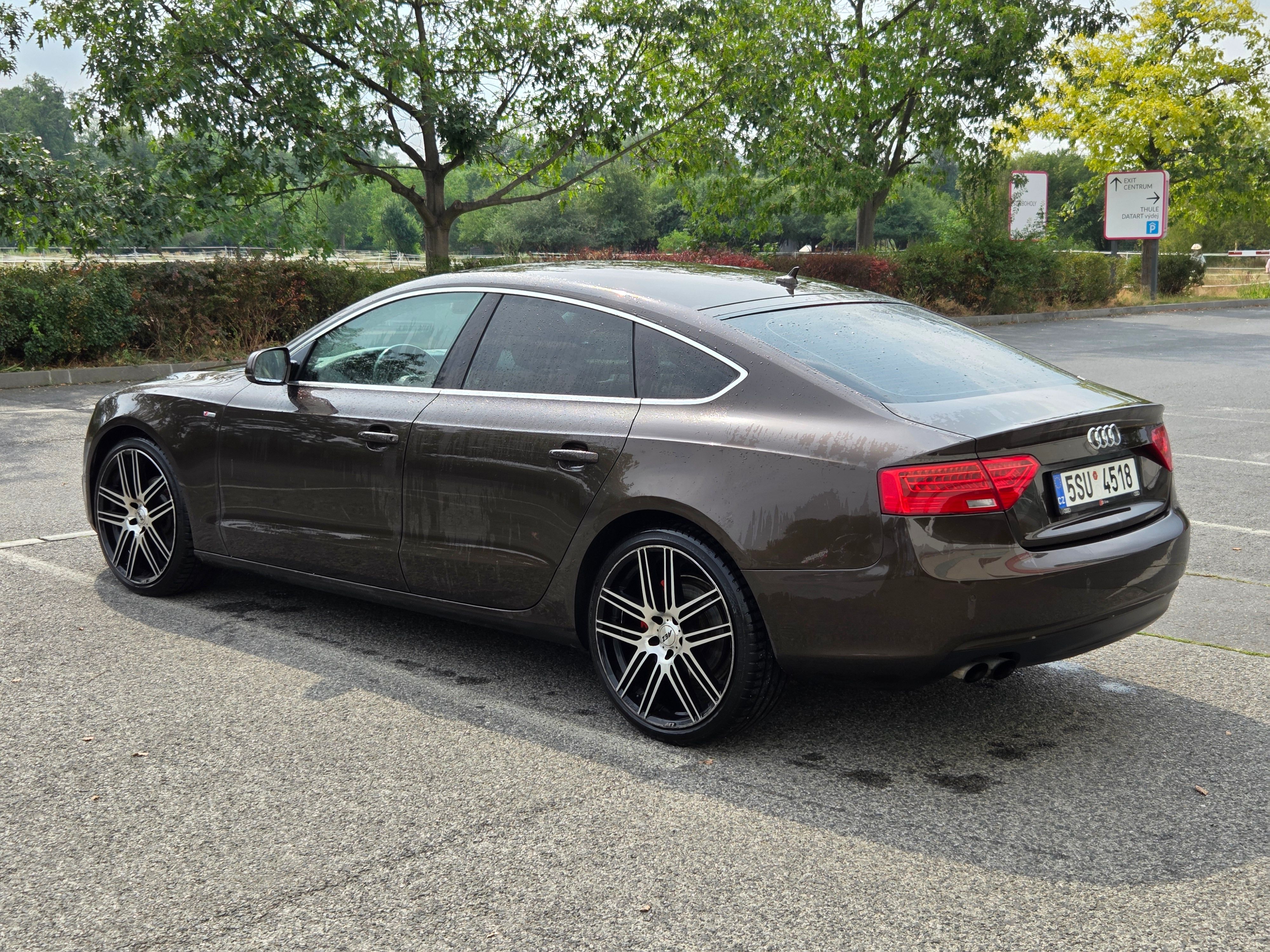 Audi A5, 2.0TDI Automat - necouvá - fotka 4