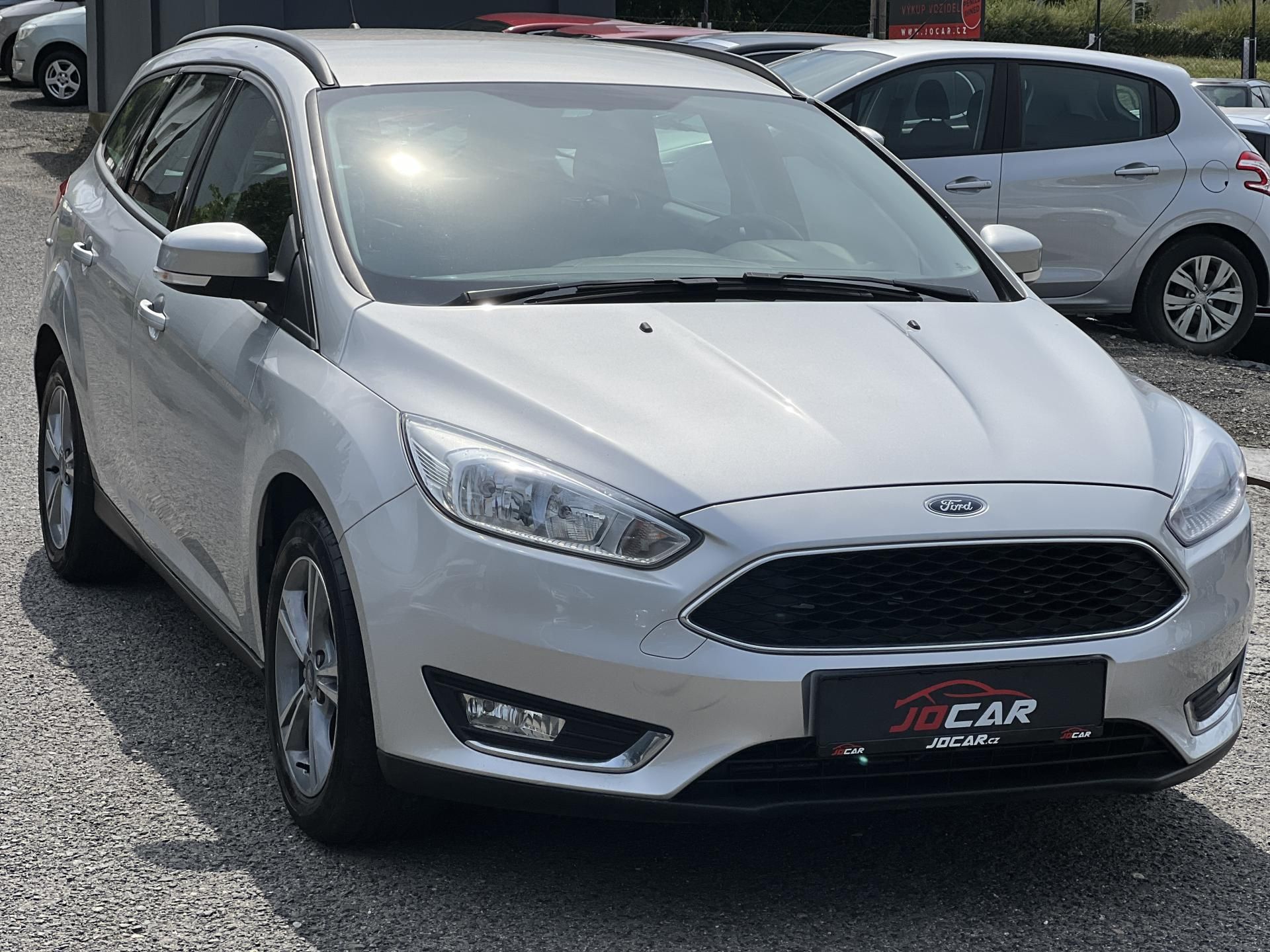 Ford Focus, 1.6i 77kw KLIMA ALU PŮVOD ČR - fotka 3