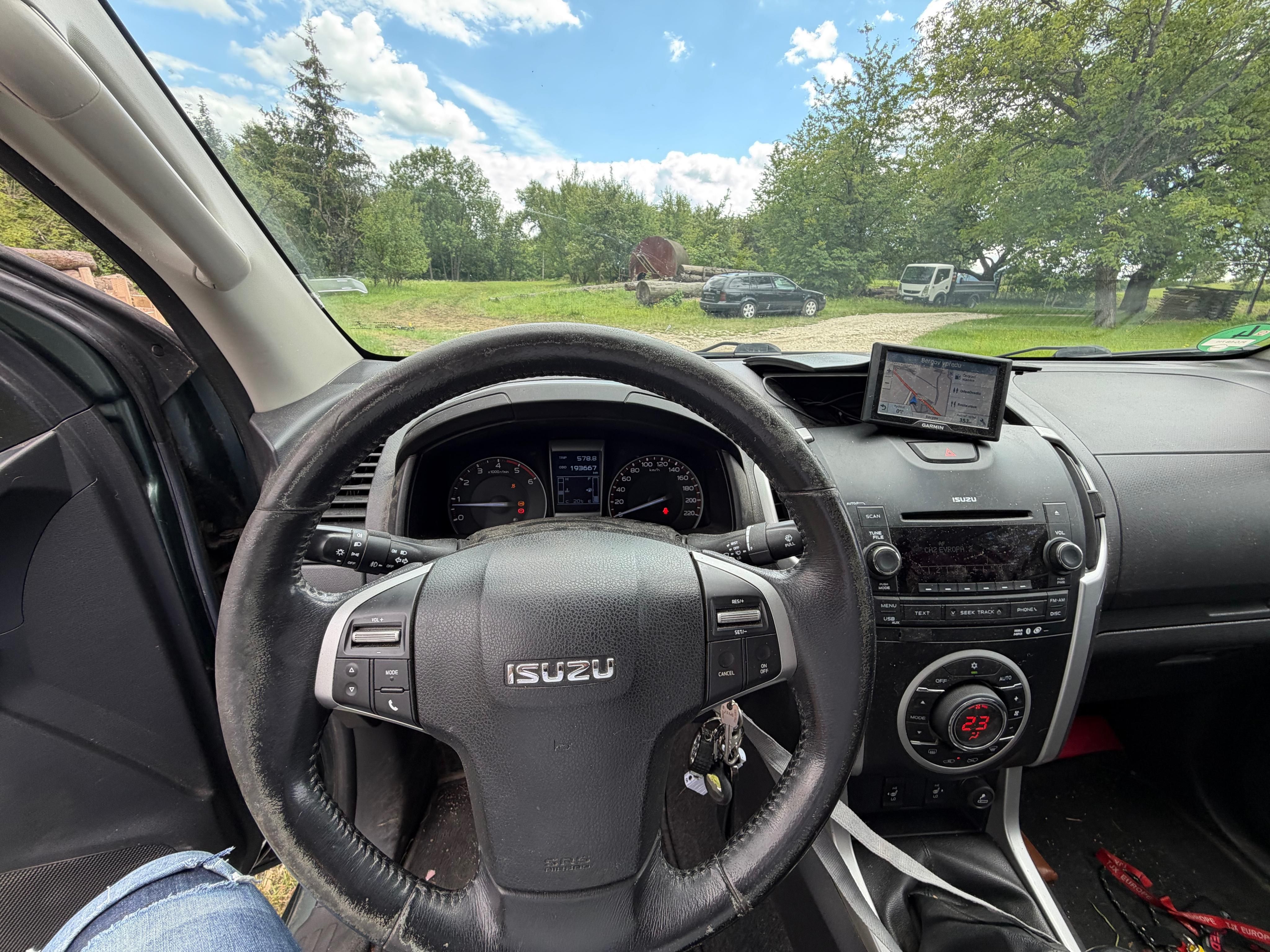 Isuzu D-Max, 2.5 tdi - fotka 4