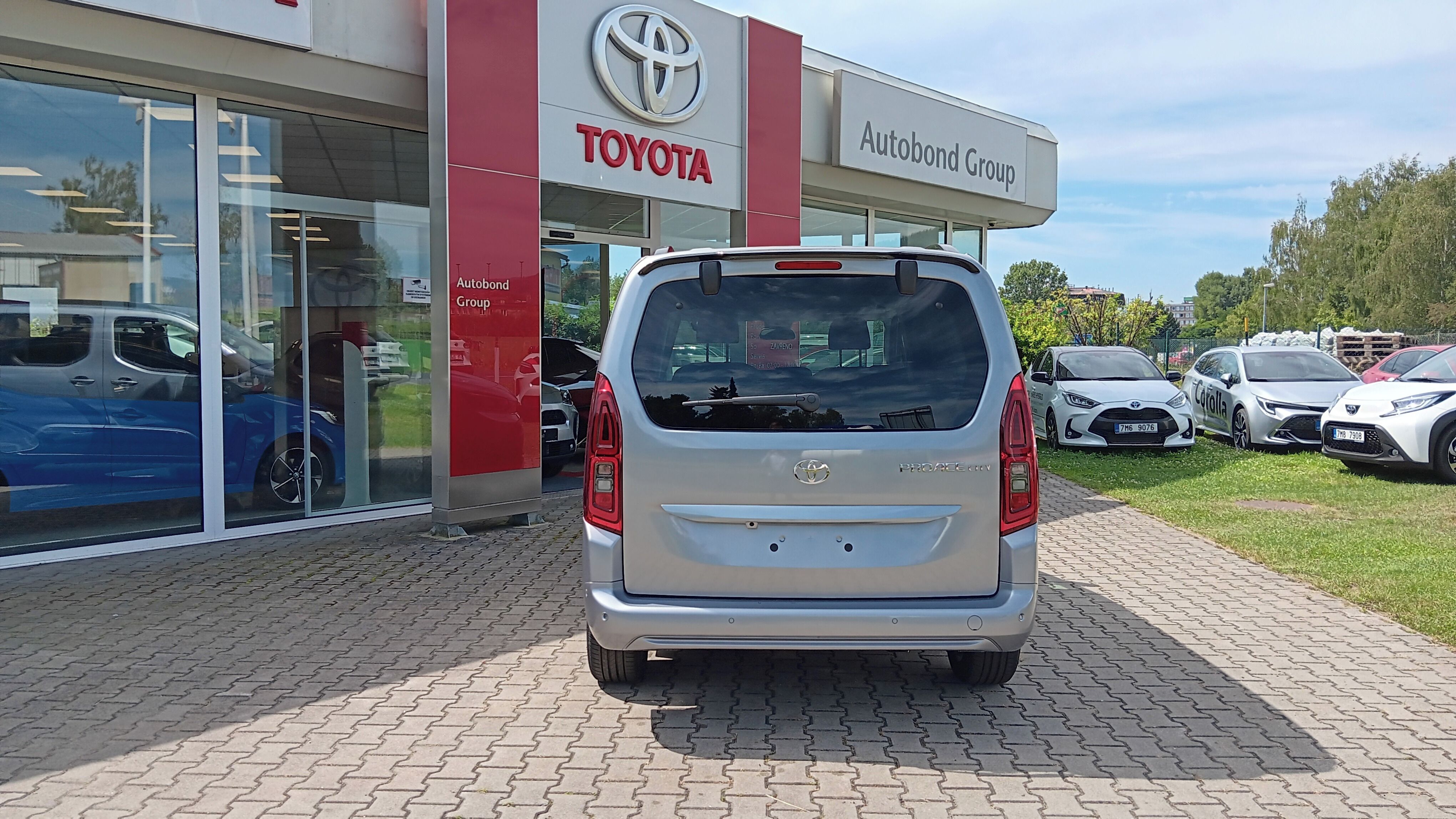 Toyota Proace City Verso, Proace city Verso 1.5 8AT VIP - fotka 5