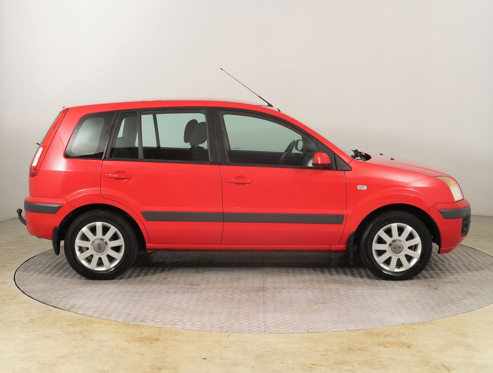 Ford Fusion, 1.4, Tažné, Automatická klima - fotka 6