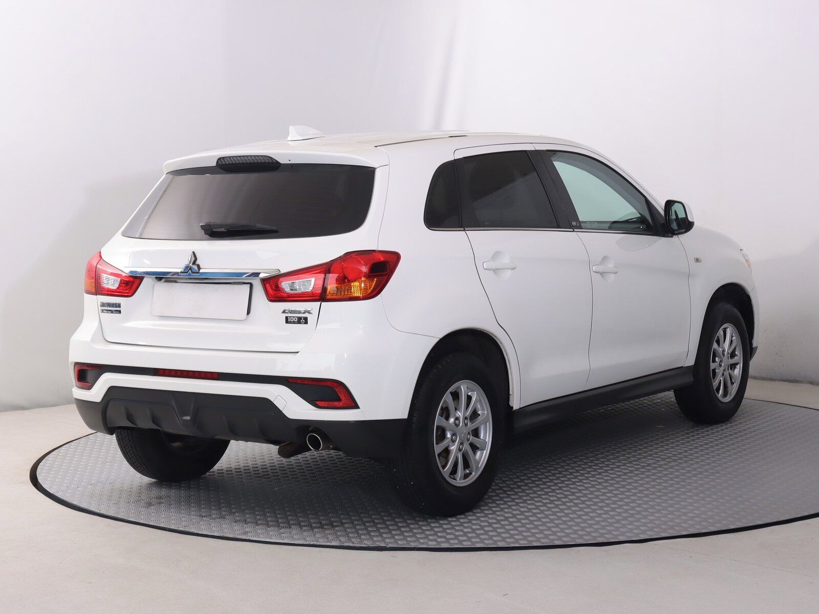 Mitsubishi ASX, 1.6 MIVEC, Elegance - fotka 5