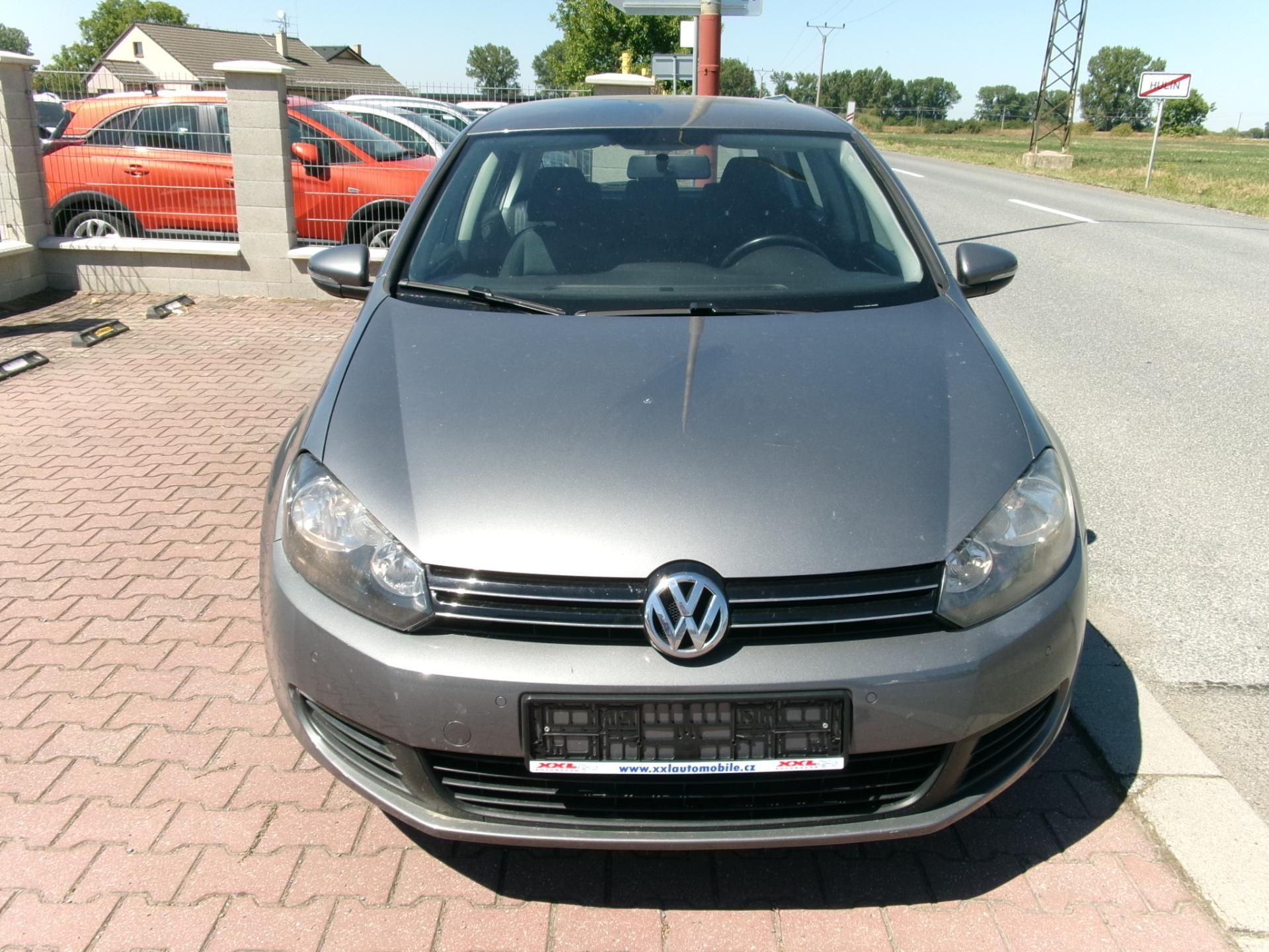 Volkswagen Golf, 1,2TSI AUTOKLIMA - fotka 2