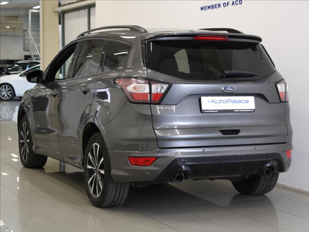 Ford Kuga, 2,0 EBlue 132kW AT AWD ST-Line - fotka 3