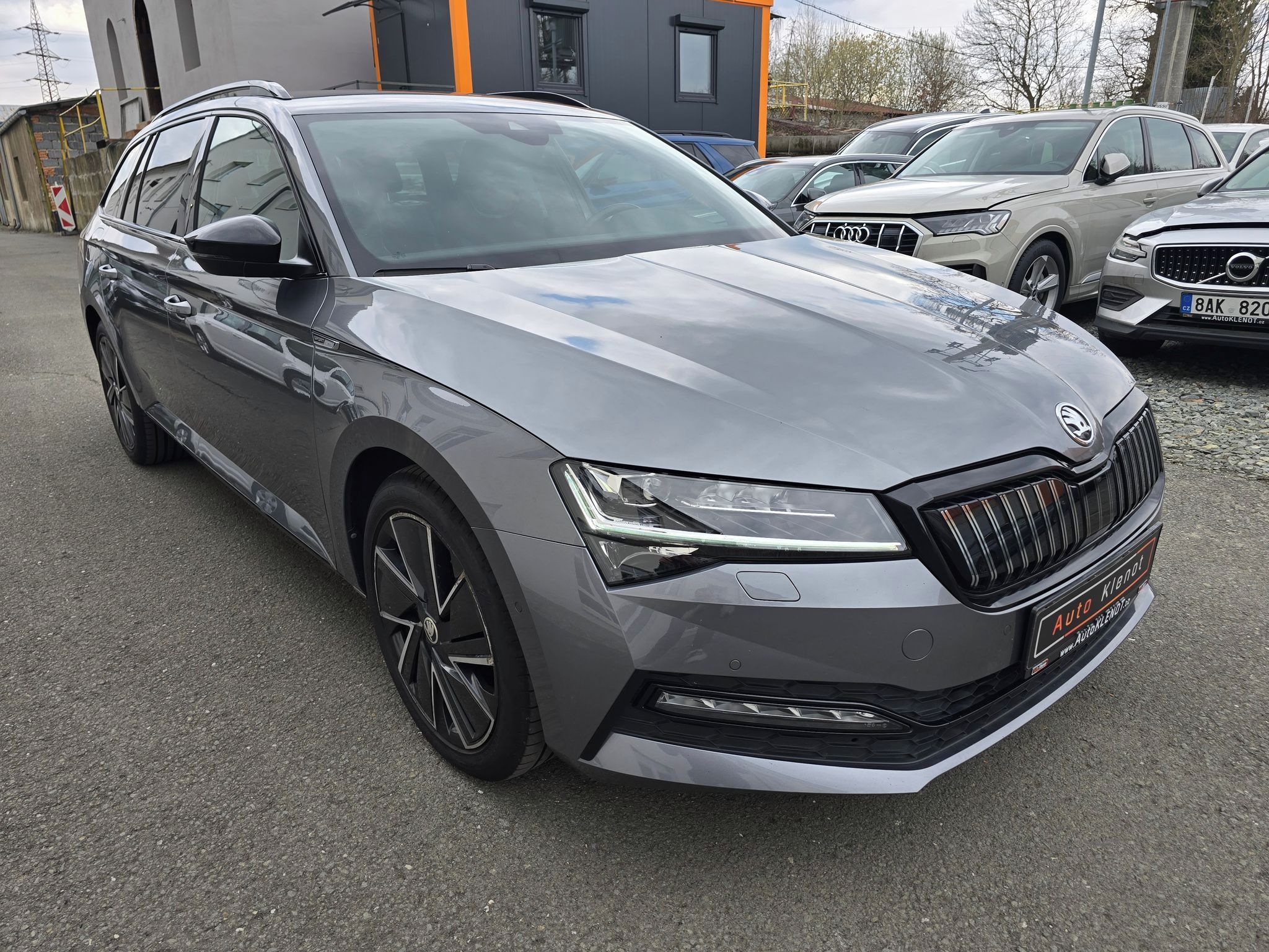 Škoda Superb, 1.4TSi 160kW iV Sportline DSG - fotka 2