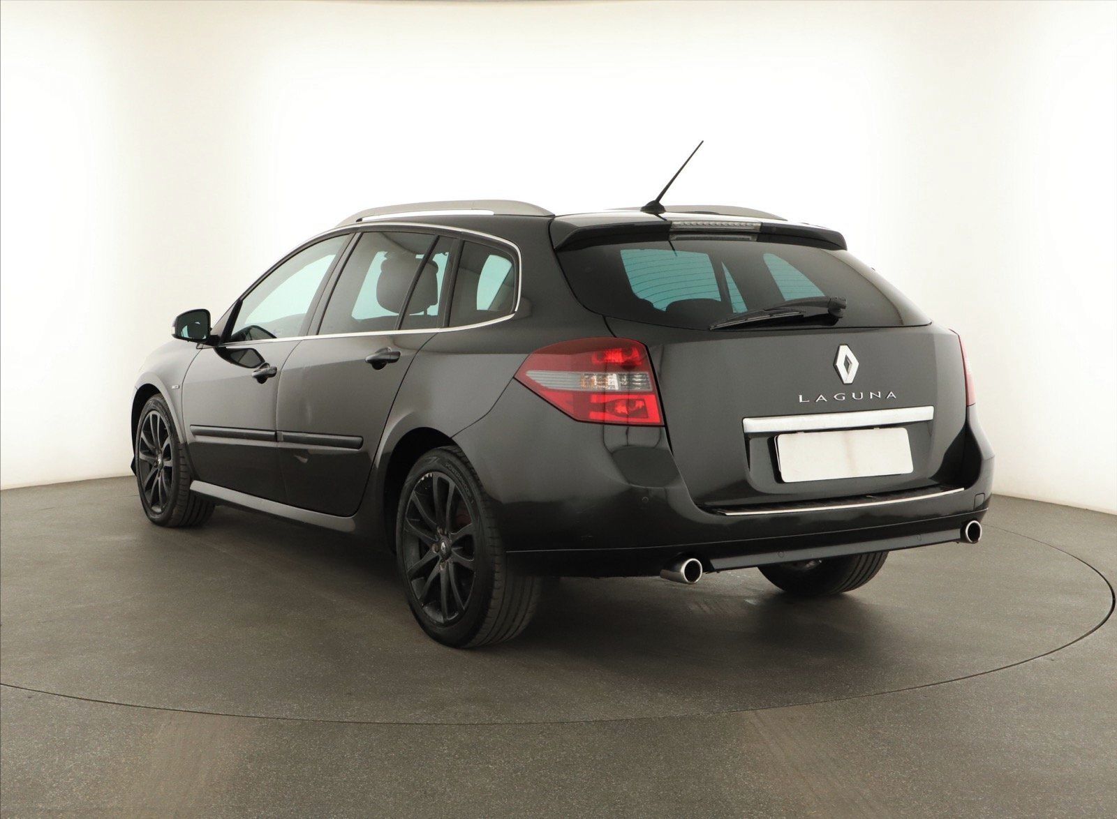 Renault Laguna, 2.0 dCi, Navi, Kožené sedačky - fotka 4