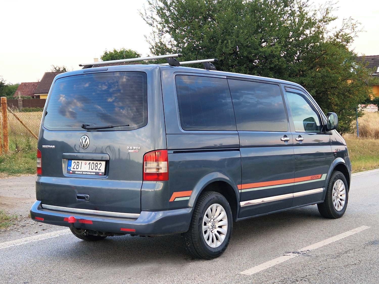 Volkswagen Multivan, 2.5 TDI - fotka 6