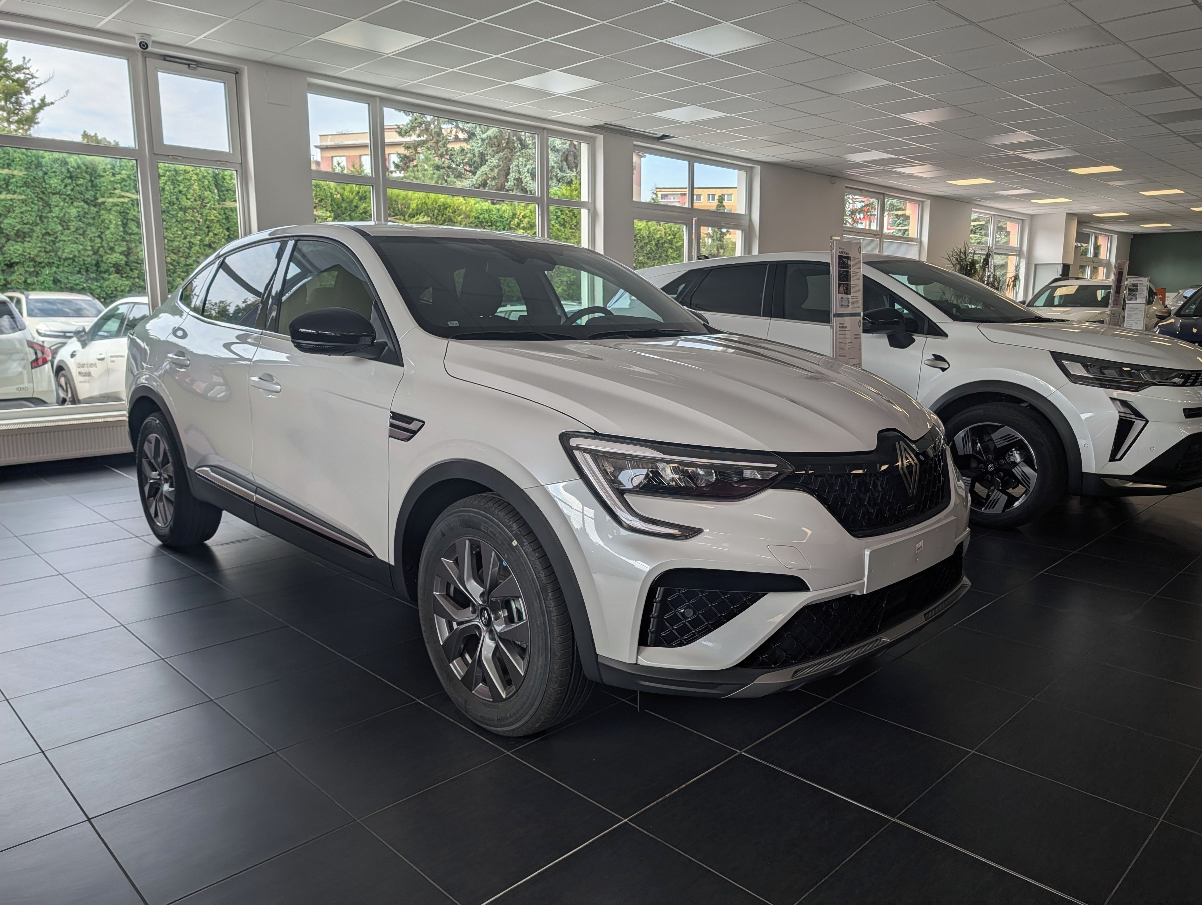 Renault Arkana, techno E-Tech full hybrid 145 - fotka 2