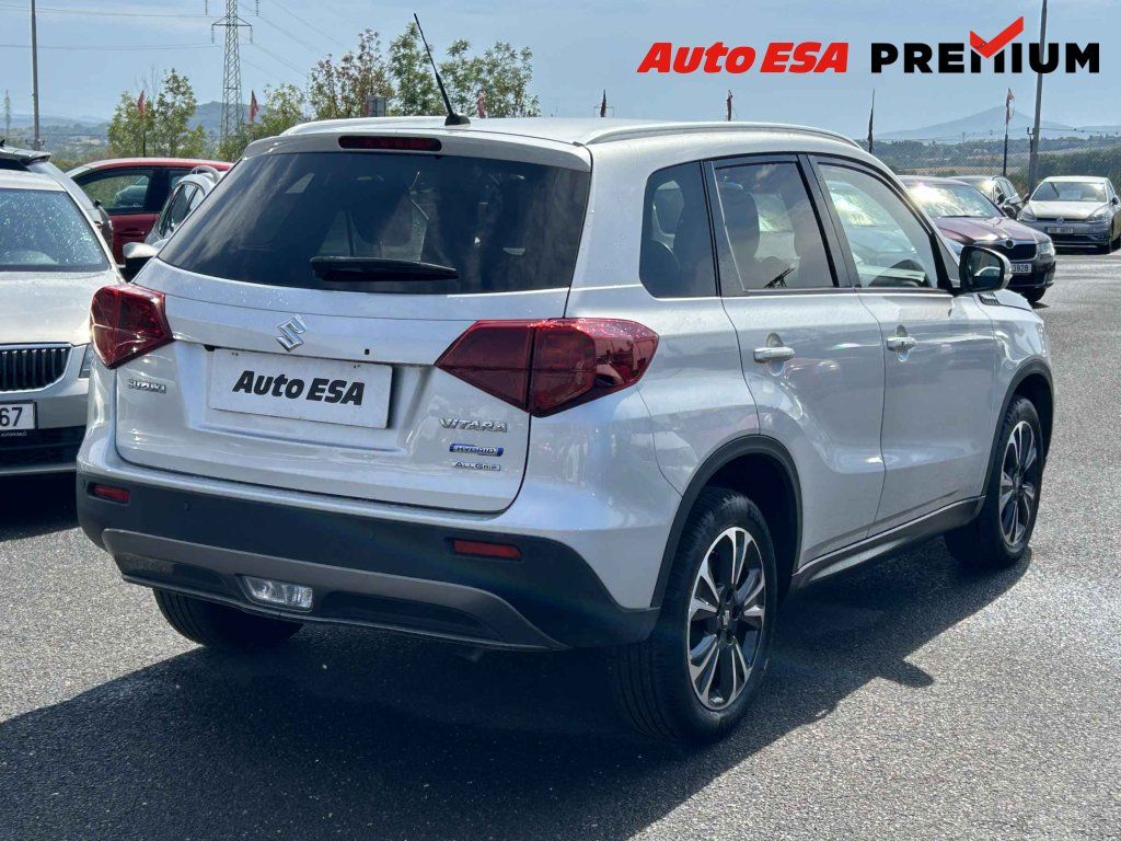 Suzuki Vitara, 1.4 T,1.maj,ČR,Elegance - fotka 4