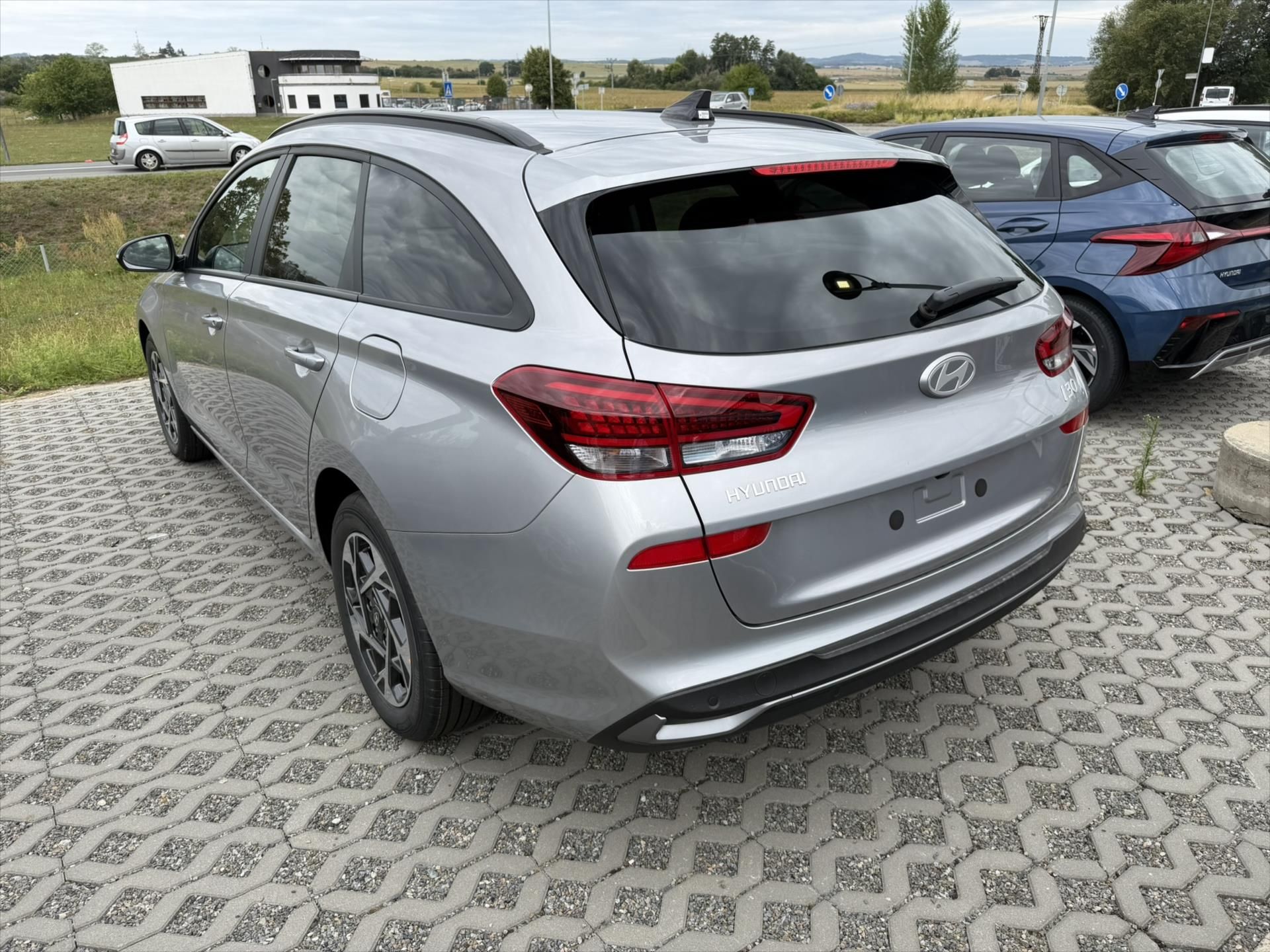 Hyundai i30, 1,6 T-GDI 110kW 7st. DCT  GO C - fotka 3