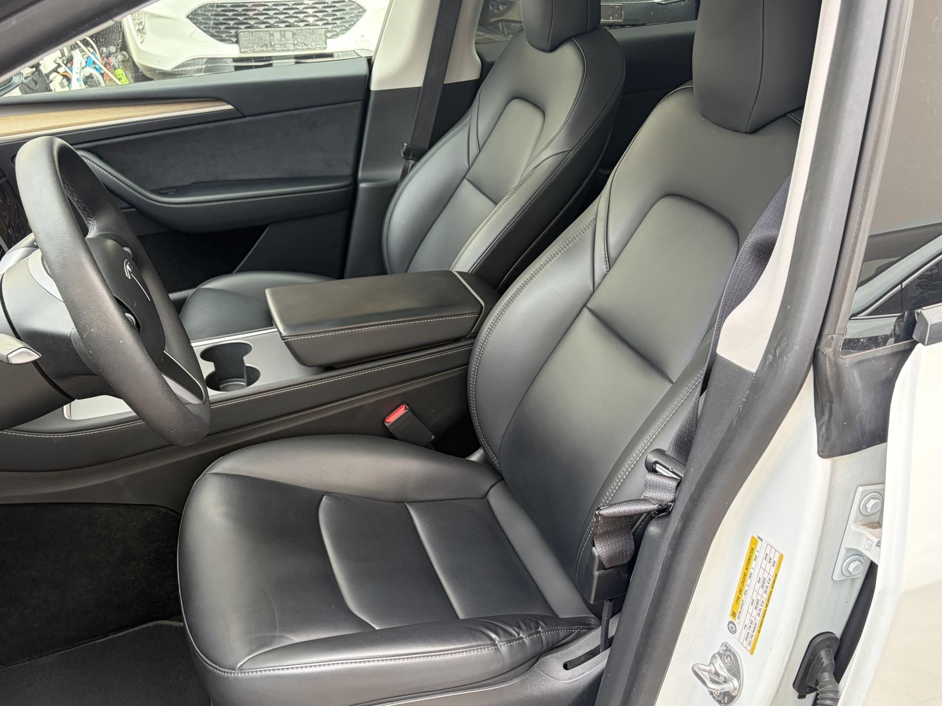 Tesla Model Y, LR, SOH 89,4%, tazne, DPH - fotka 6