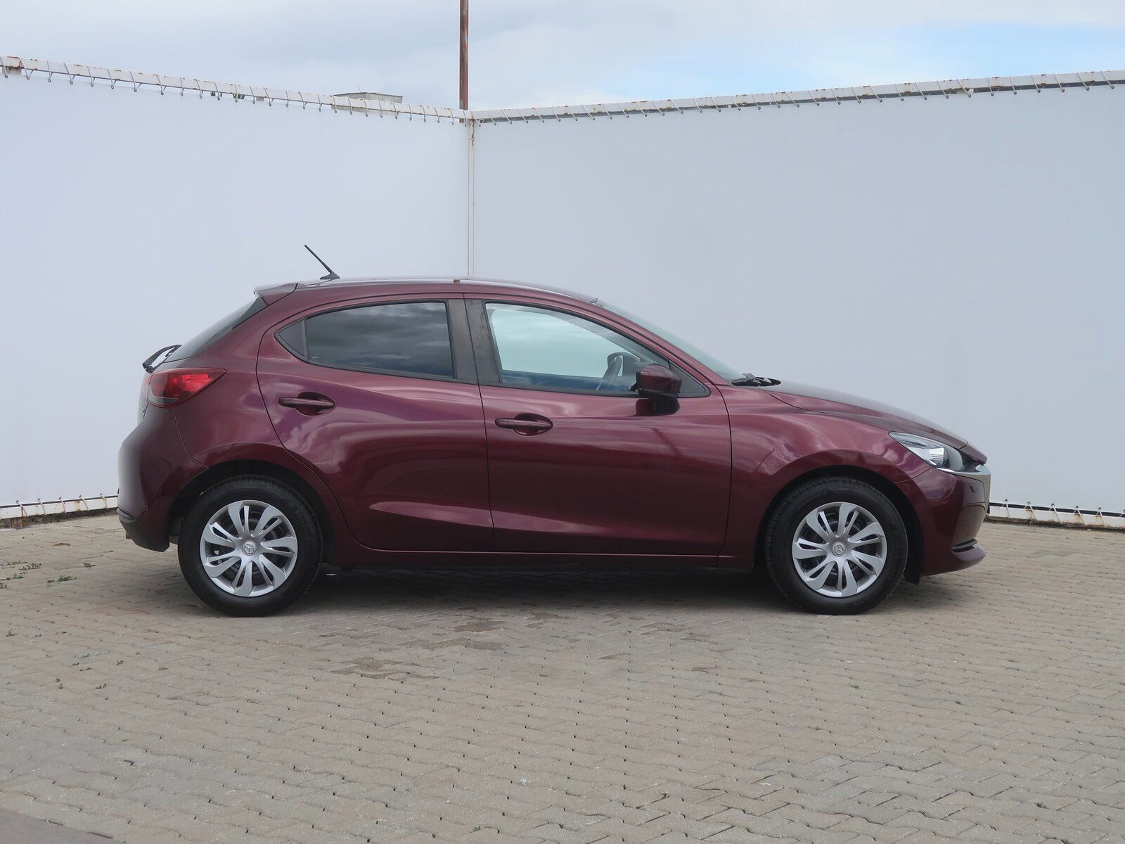 Mazda 2, 1.5 16V - fotka 6