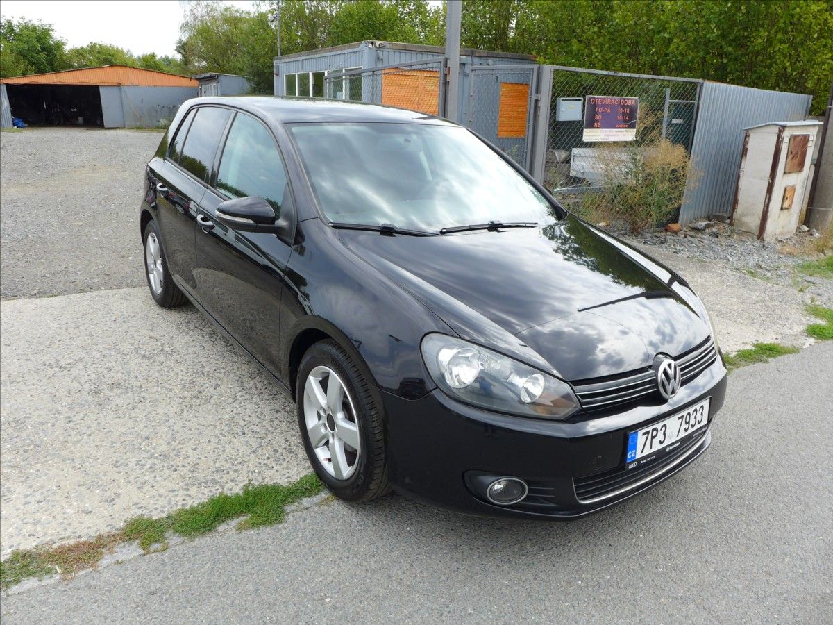 Volkswagen Golf, 1,4 i 16V  KLIMA - fotka 4