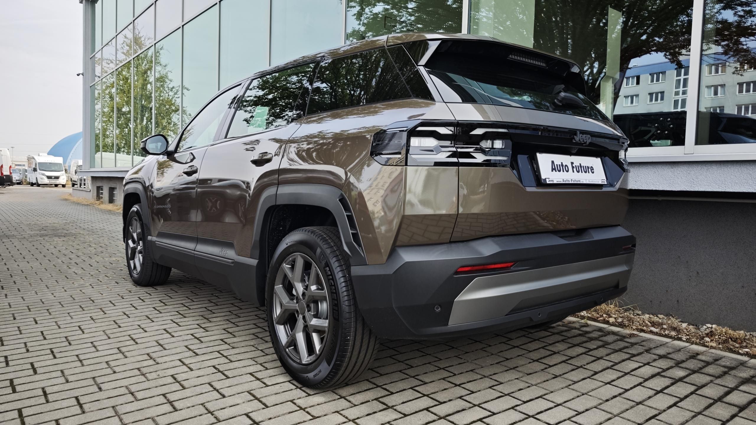 Jeep Compass, Altitude hybrid 145PS automat - fotka 4