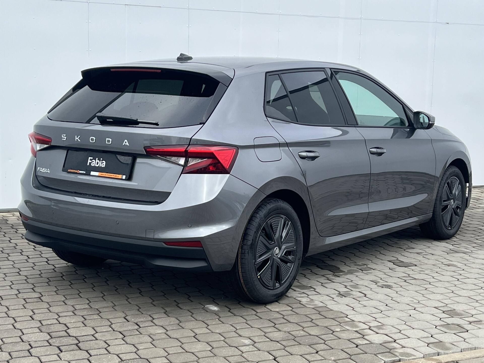 Škoda Fabia, Dynamic 7DSG 1,0TSI - fotka 5