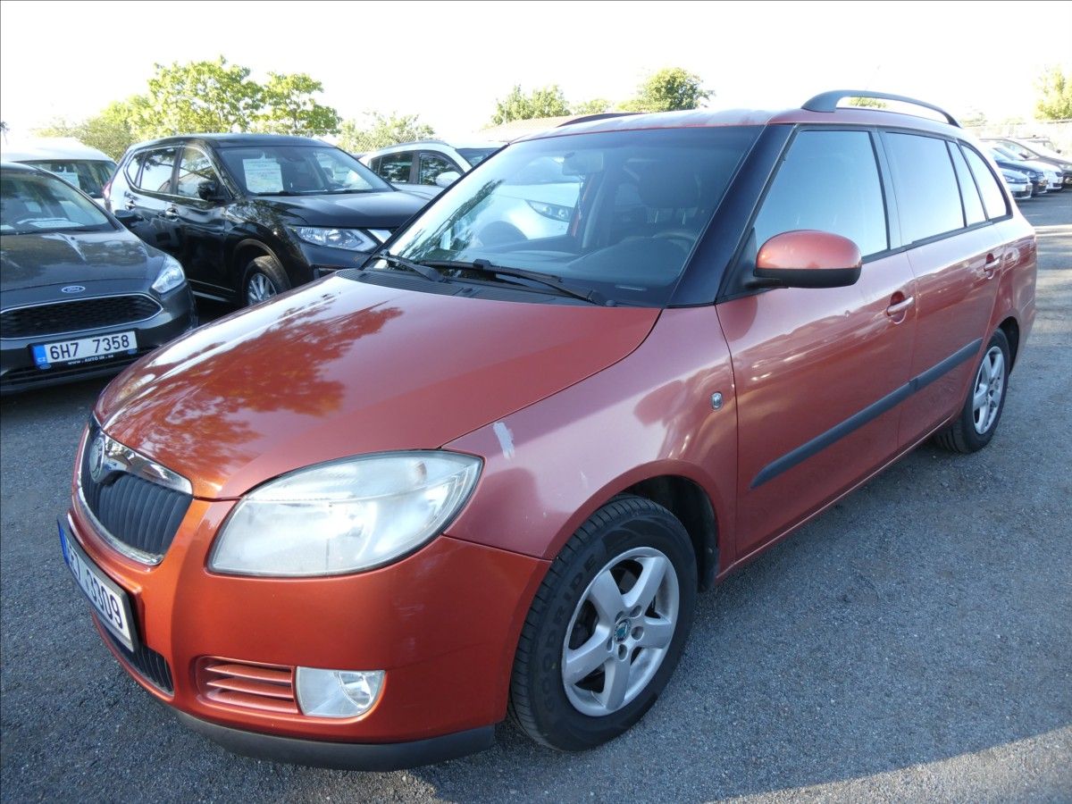 Škoda Fabia, 1,4 TDi 59kW klima, závěs - fotka 3