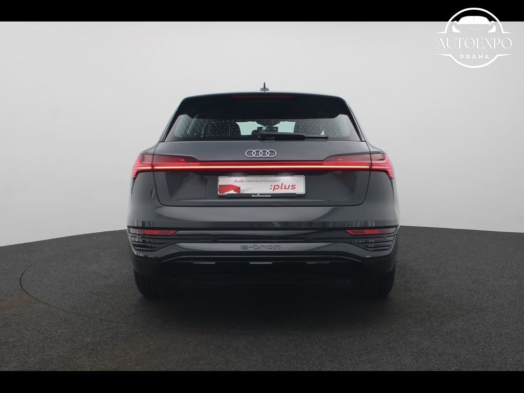 Audi Q8 e-tron, 50 e-tron  quattro advanced Ma - fotka 4