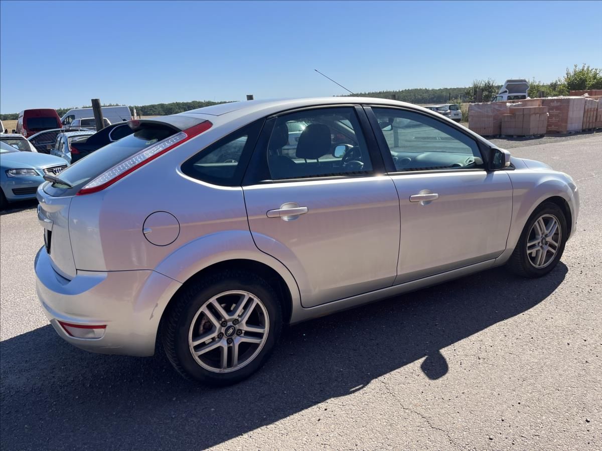 Ford Focus, 1,6 i LPG KLIMA ROZVODY BRC 34 - fotka 5